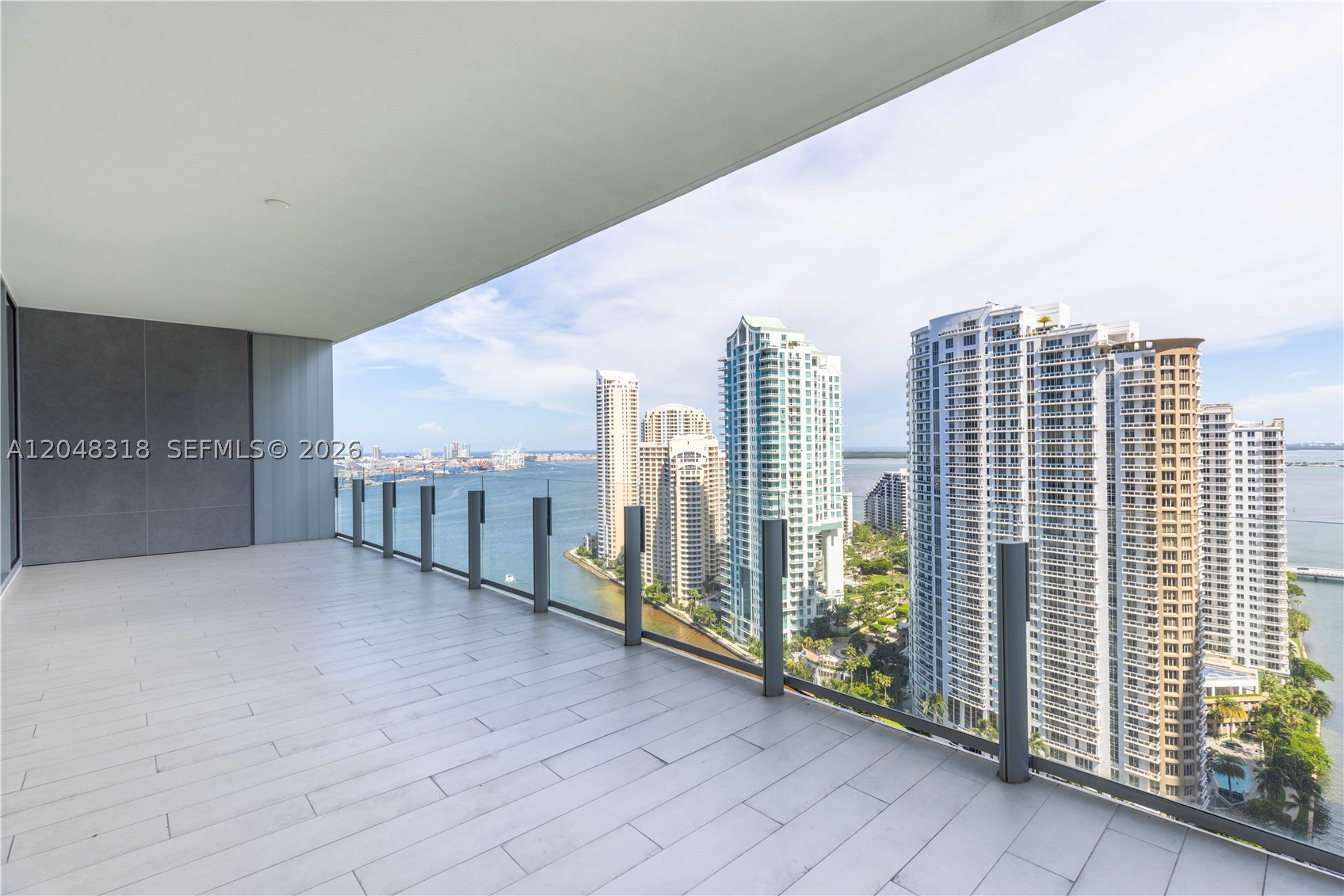 image Aston Martin Residences3
