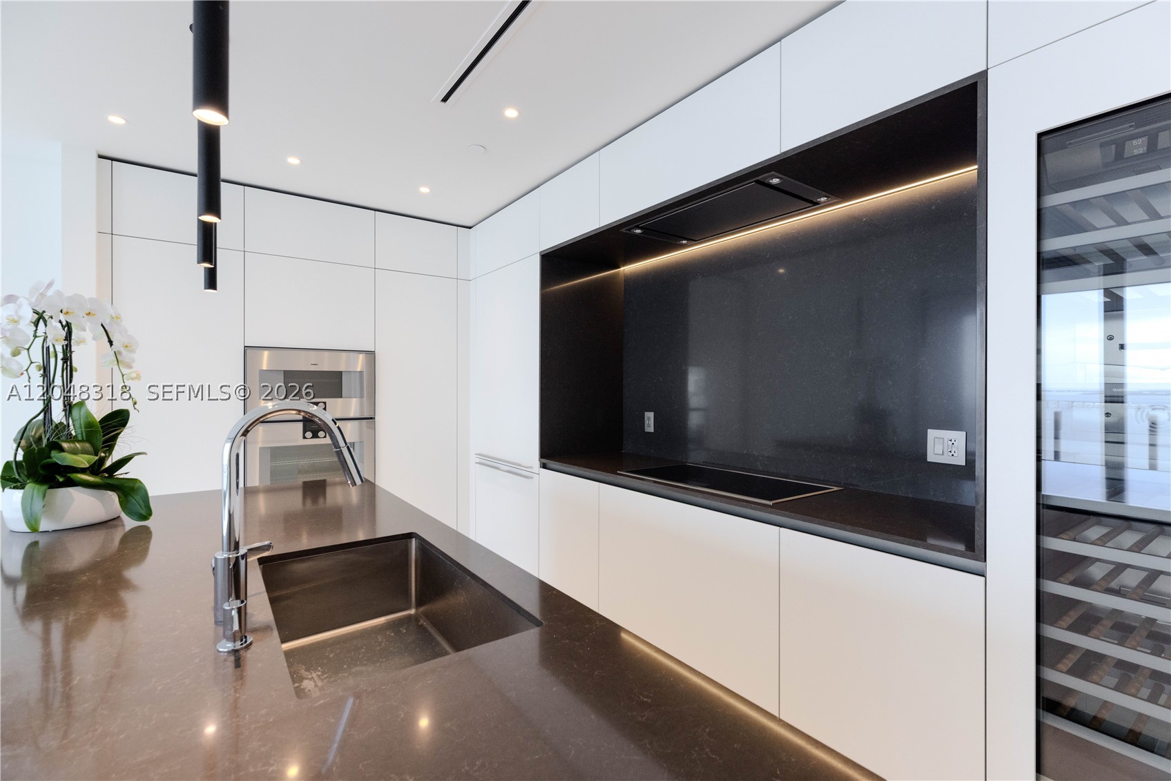 image Aston Martin Residences7