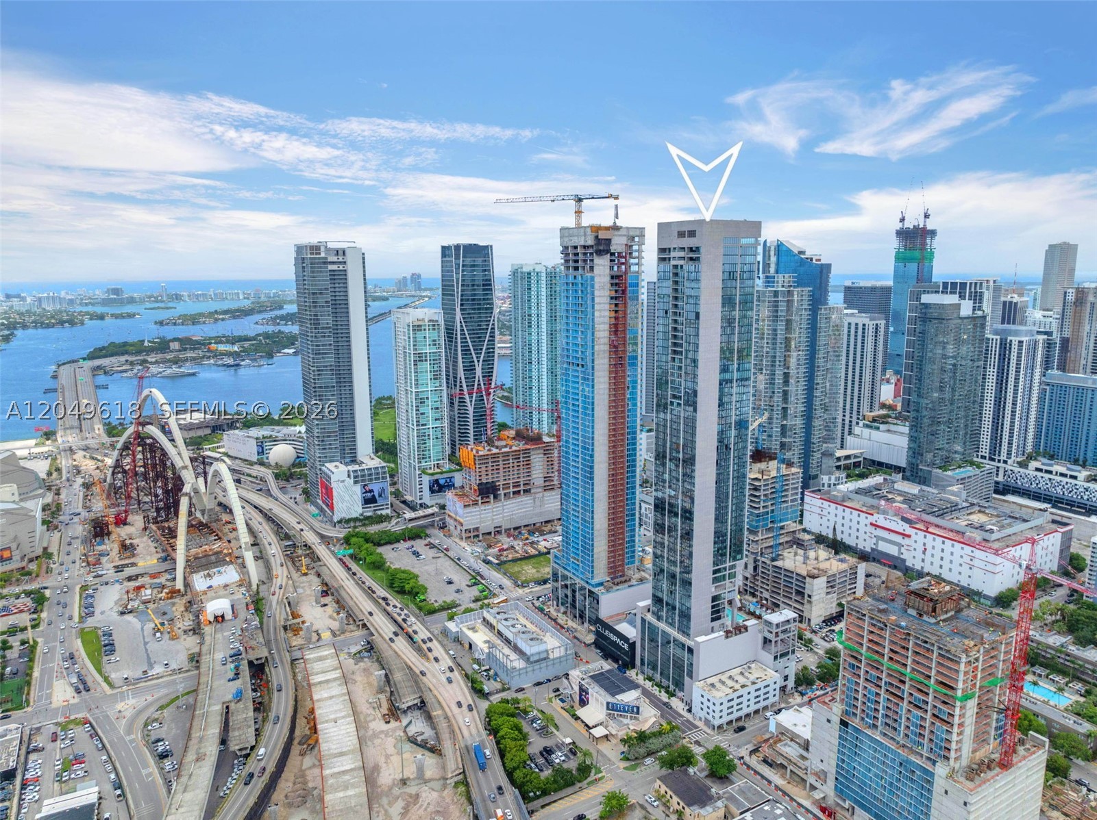 image E11EVEN Hotel & Residences24