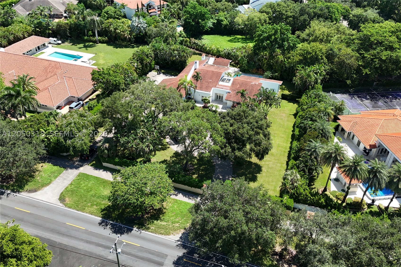 8303 Old Cutler Rd Coral Gables, FL 33143