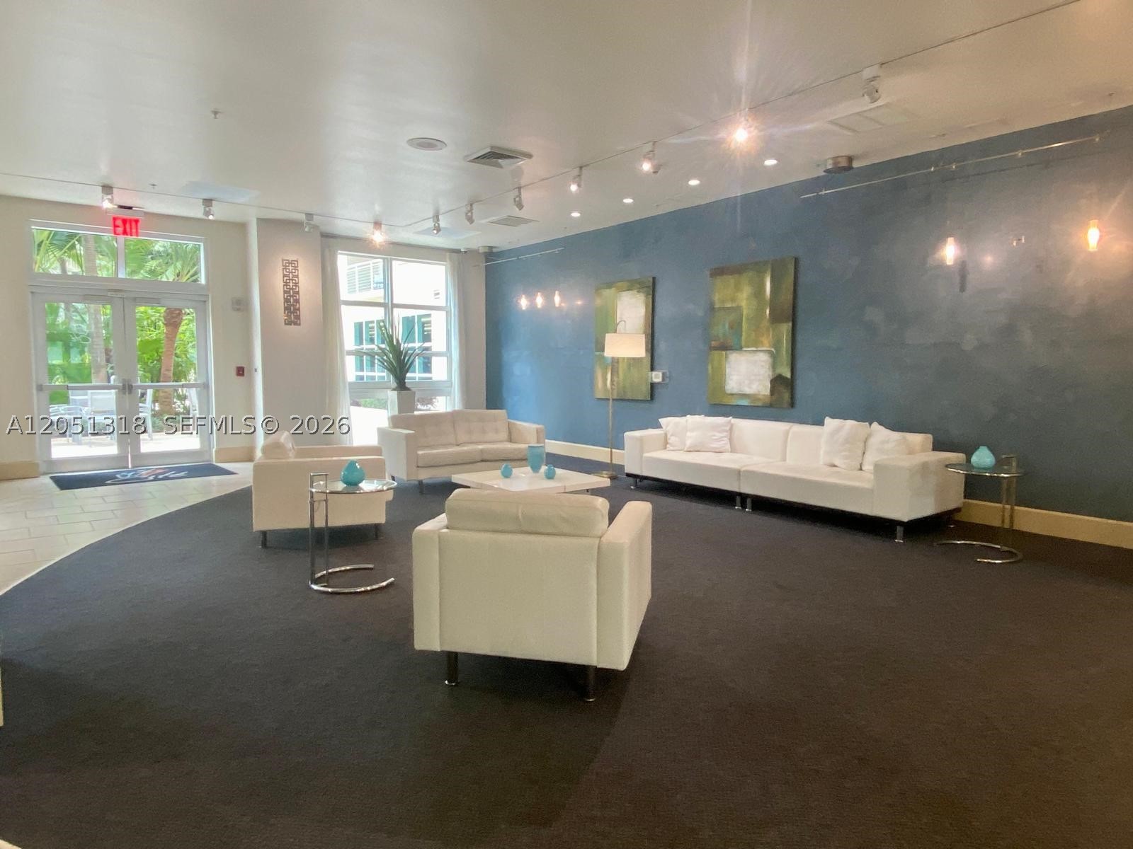 image Cite on the Bay East27