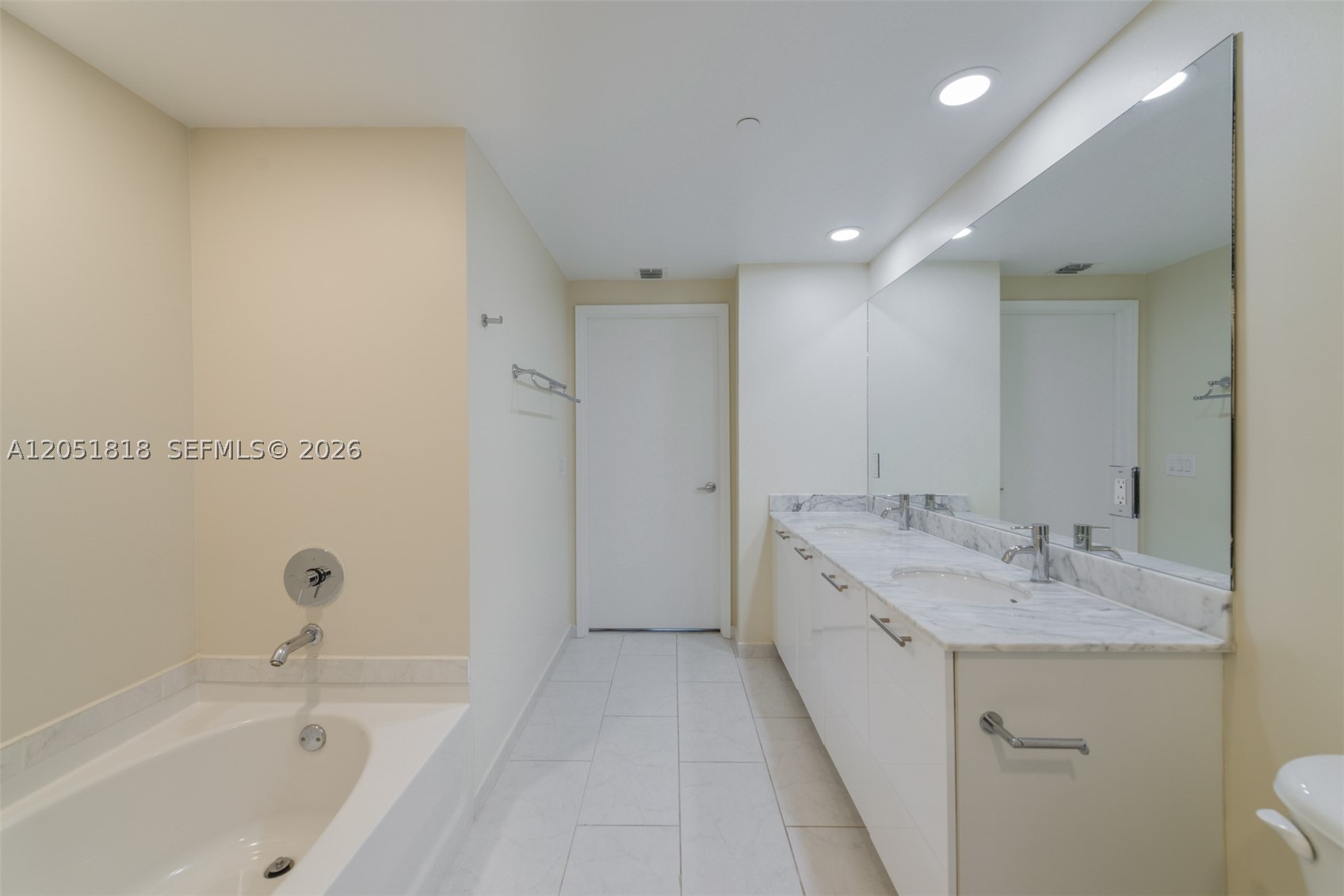 image The Plaza on Brickell East23