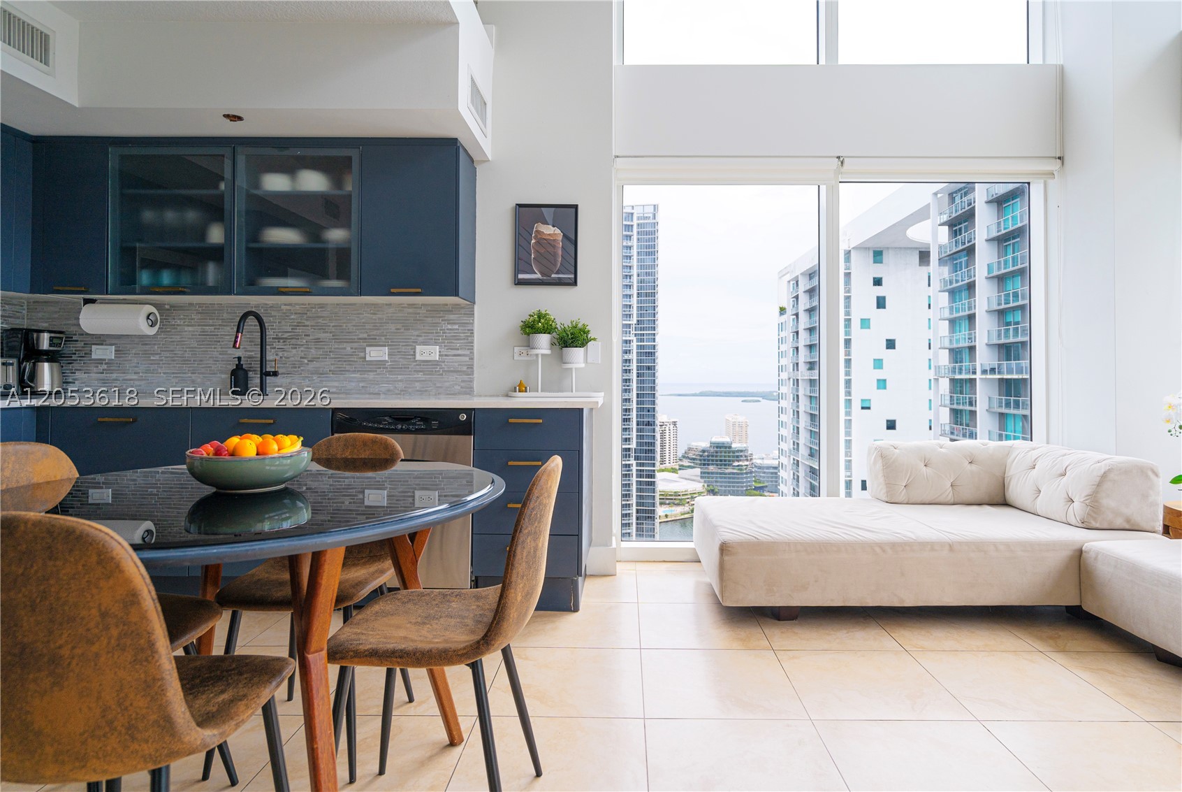 41 SE 5th St #2102 Miami, FL 33131