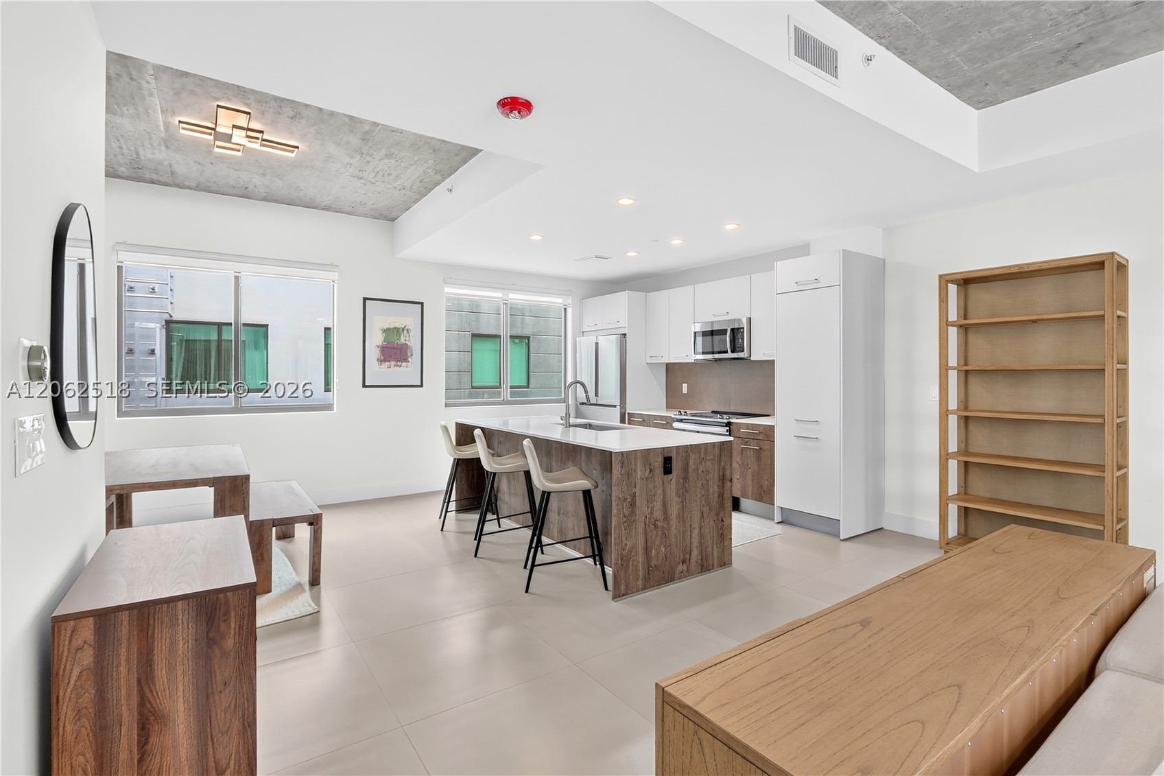 916 NE 4th St Fort Lauderdale, FL 33301