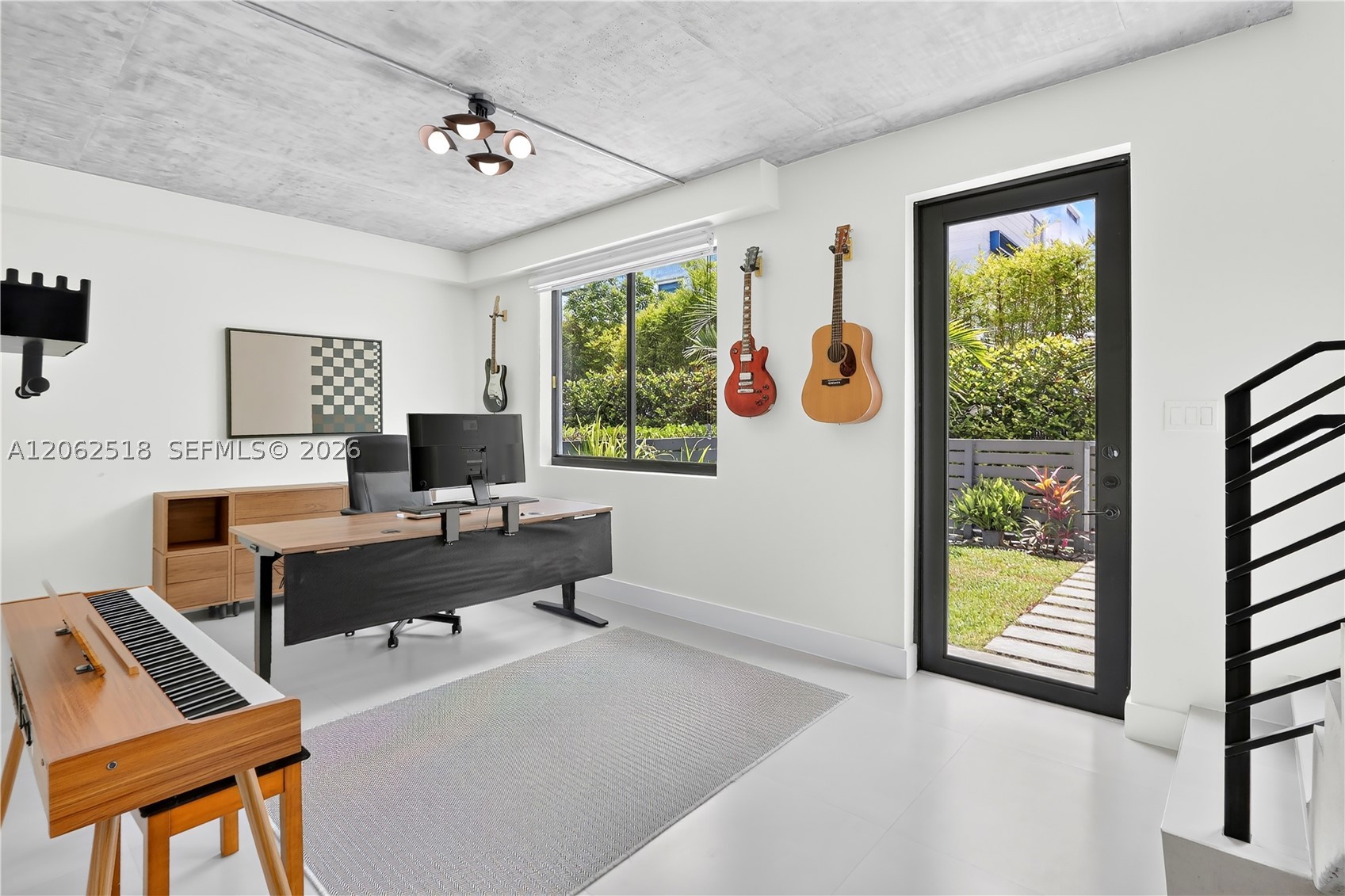 916 NE 4th St Fort Lauderdale, FL 33301
