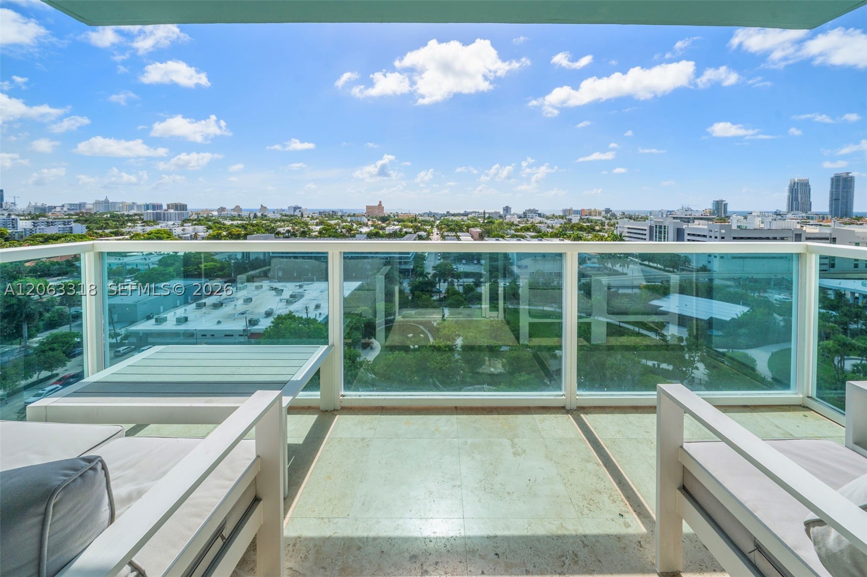 650 West Ave #1408