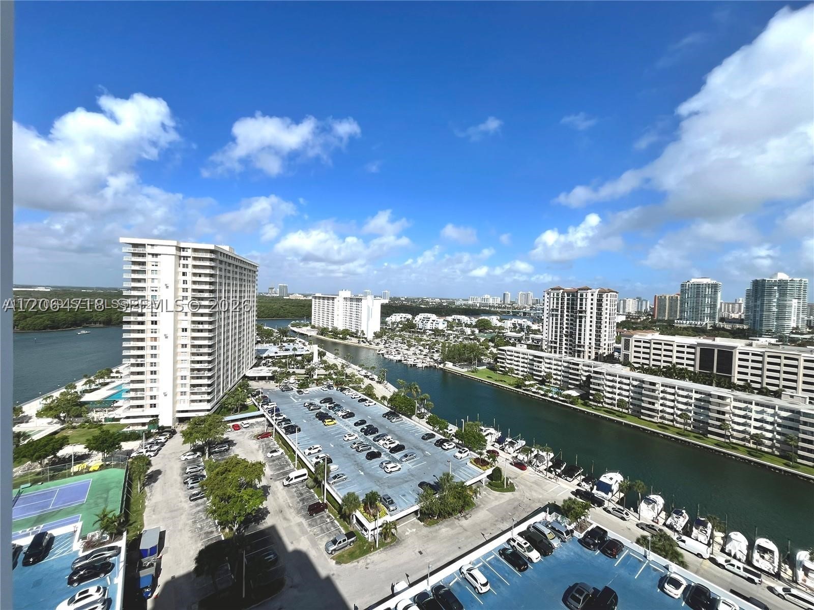 image Arlen House East13