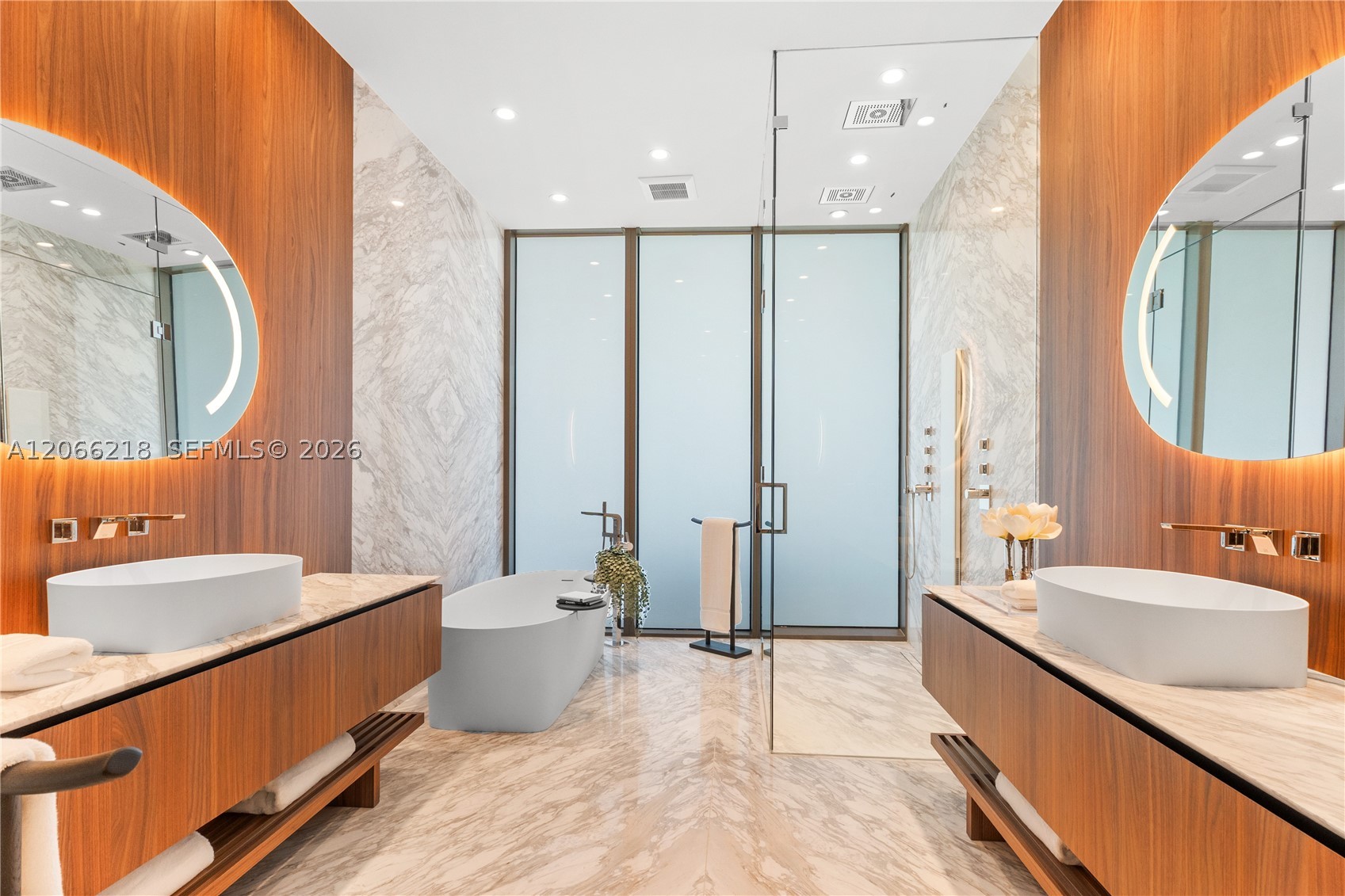 5 Grove Isle #301 Coconut Grove, FL 33133