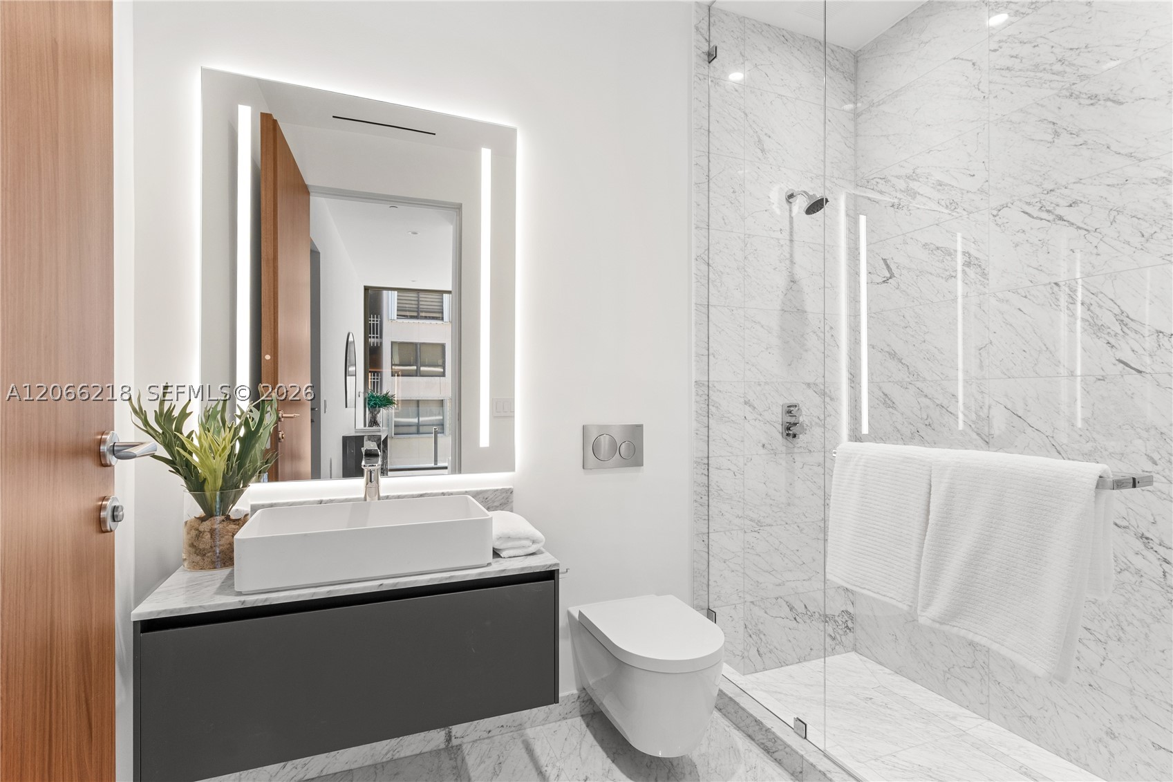 5 Grove Isle #301 Coconut Grove, FL 33133