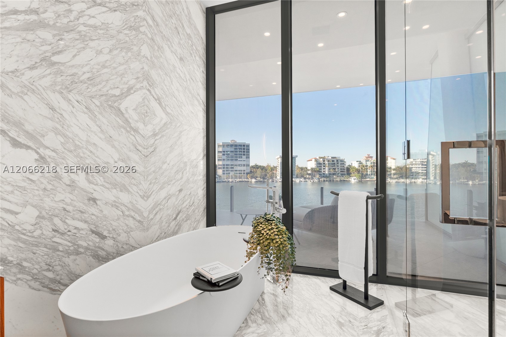 5 Grove Isle #301 Coconut Grove, FL 33133