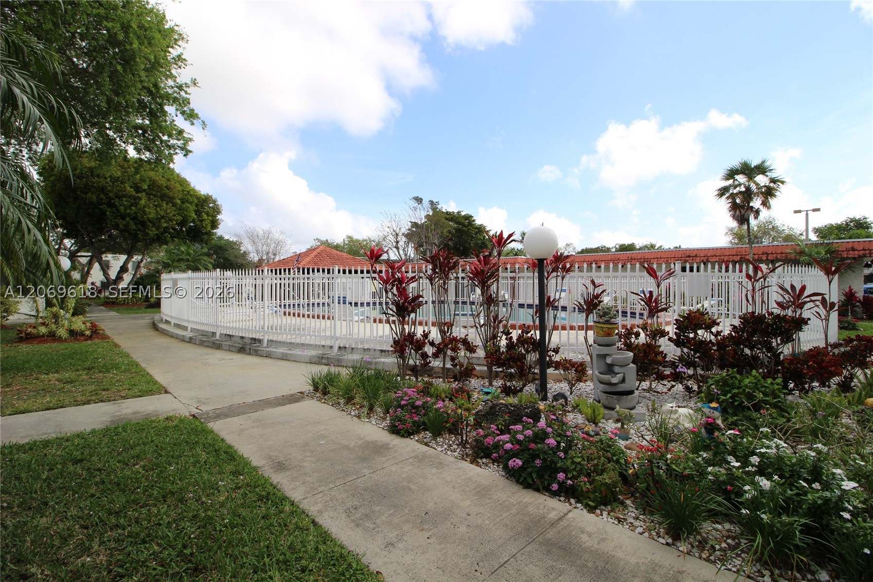 8701 SW 141st St #K6 Palmetto Bay, FL 33176
