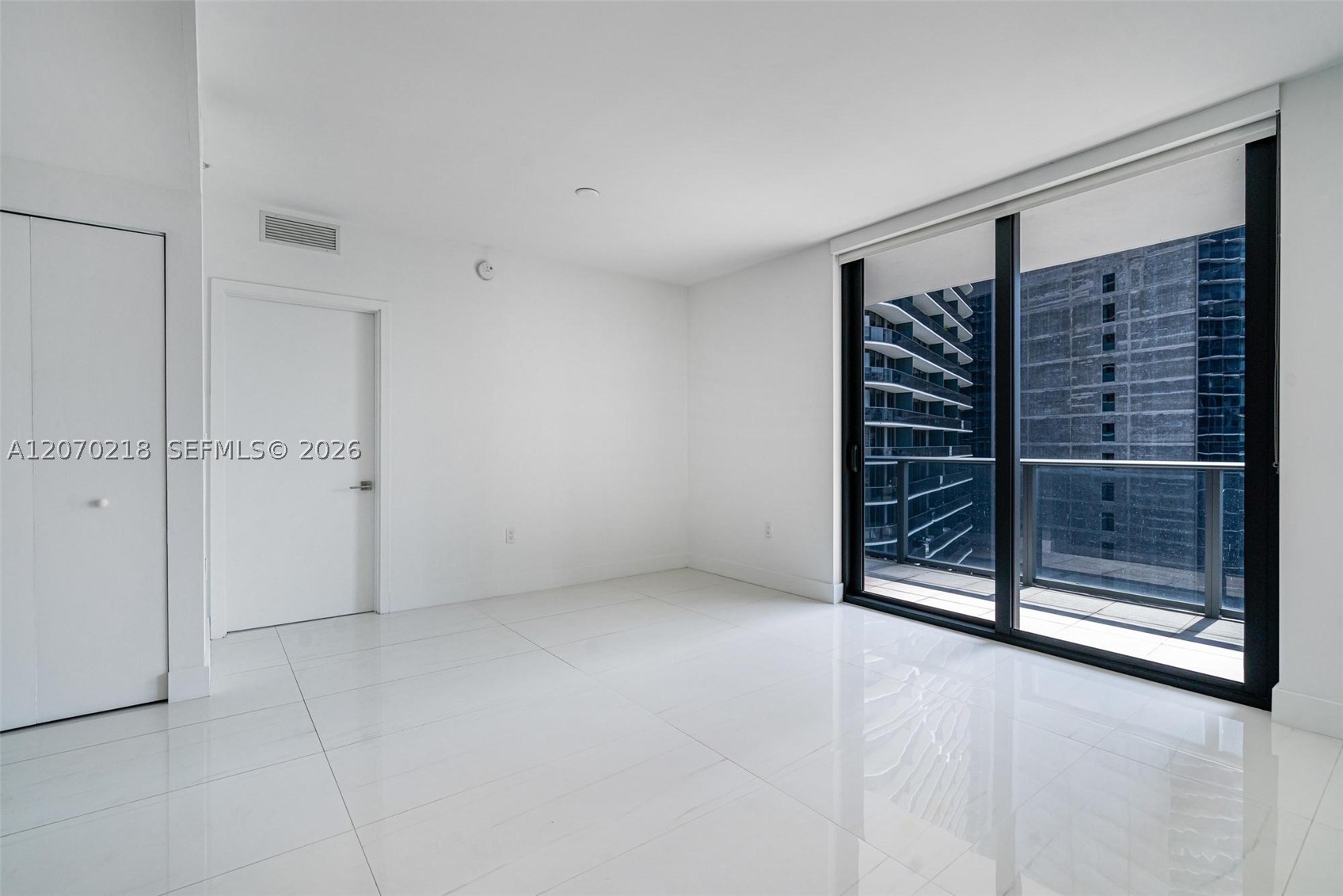 image Brickell Heights East9