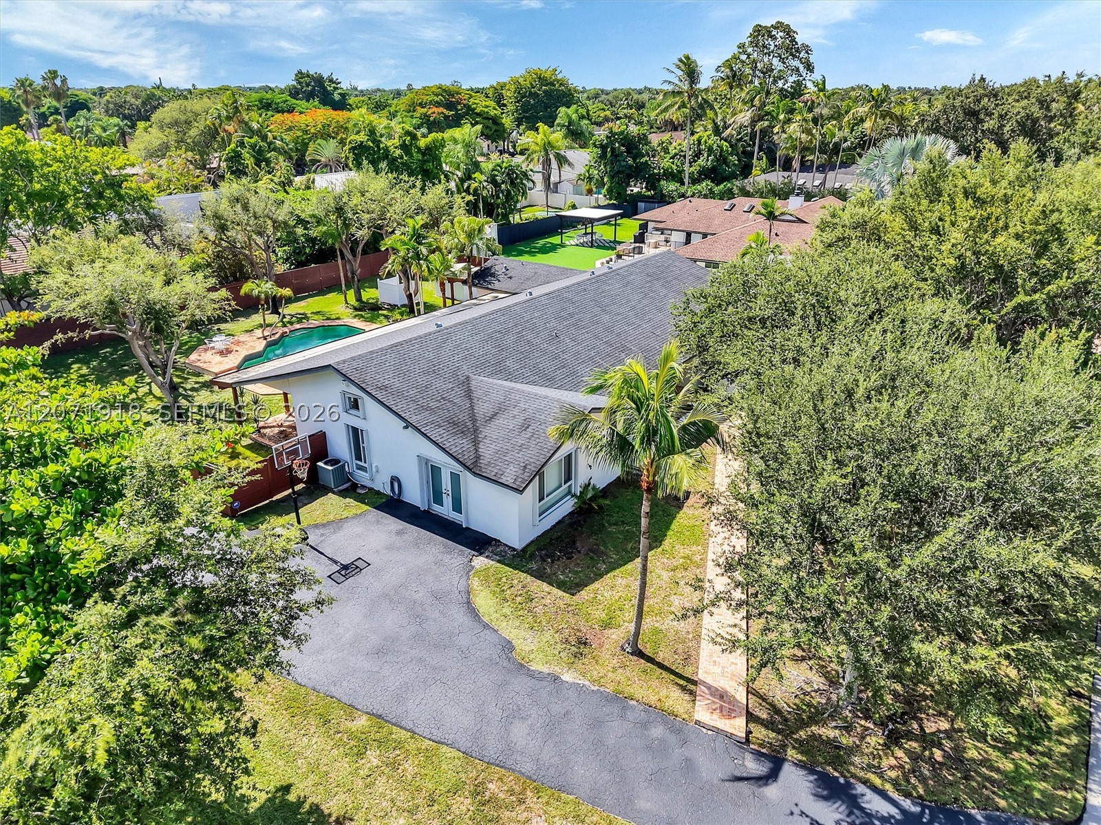 13241 SW 104th Ave Miami, FL 33176