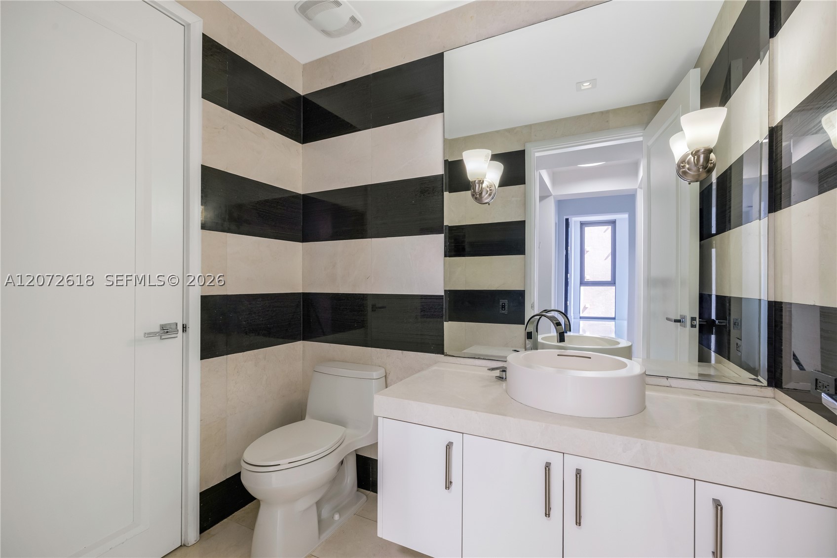17749 Collins Ave #1201 Sunny Isles Beach, FL 33160