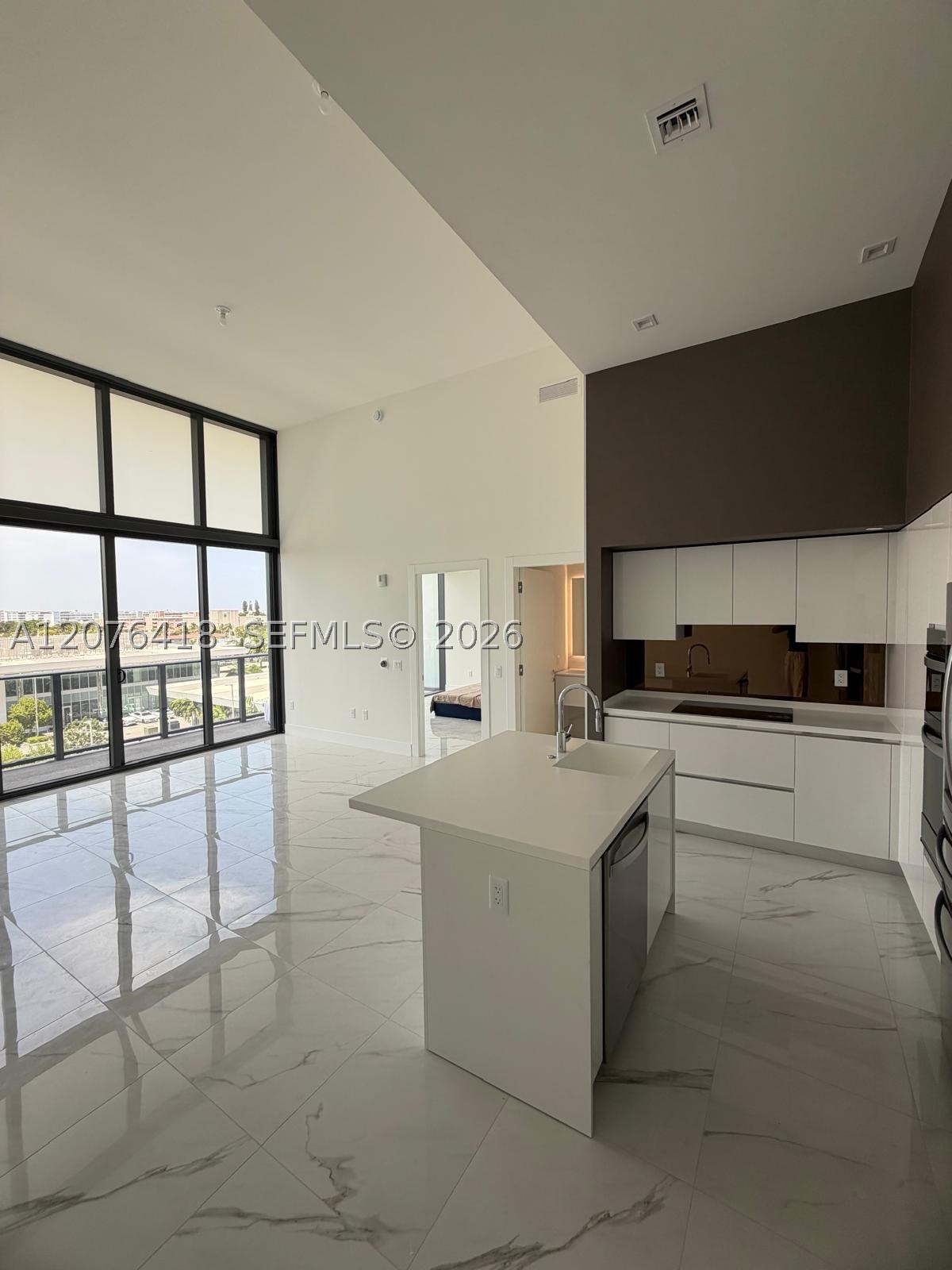 image Oasis Hallandale3