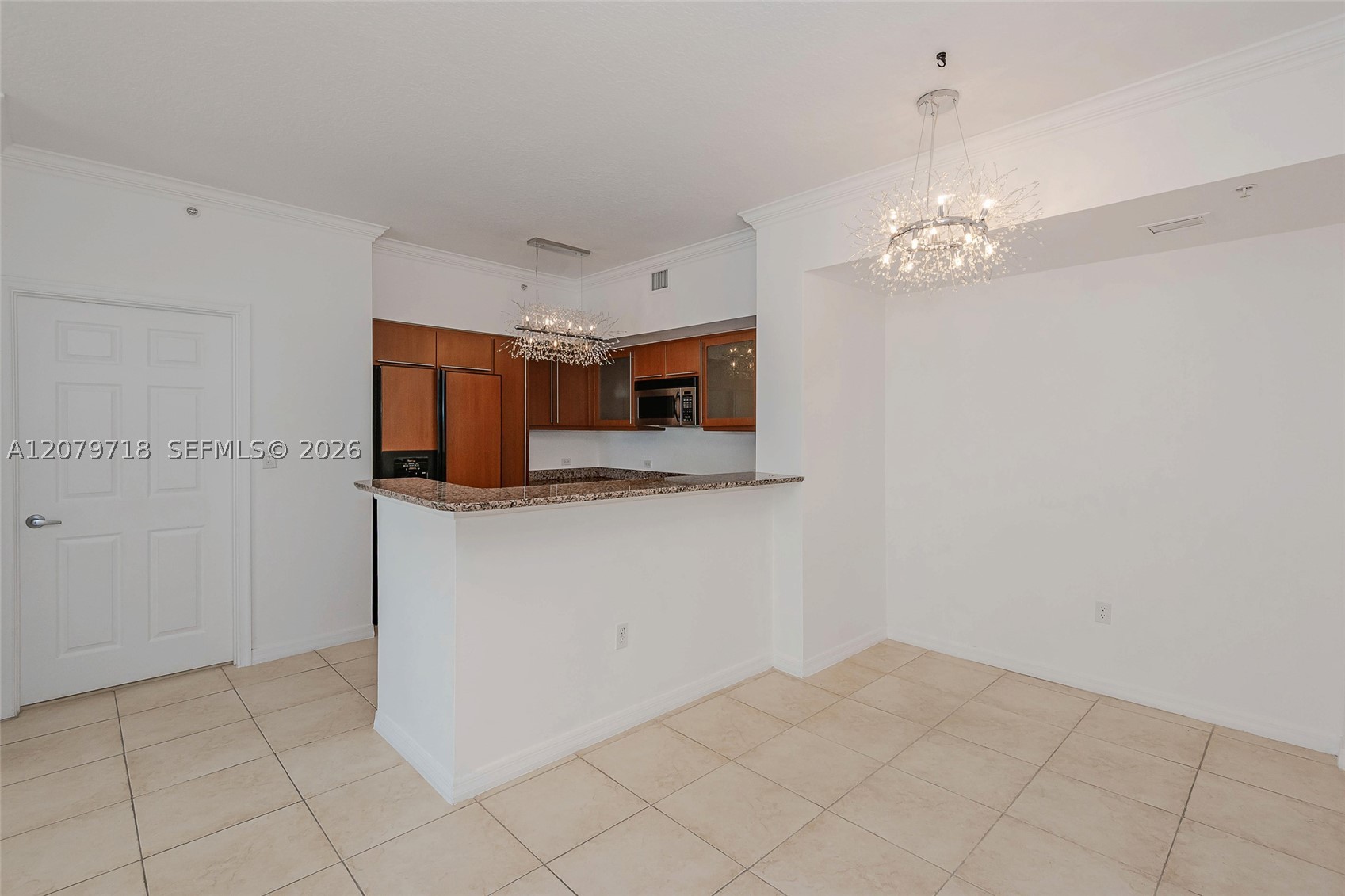image 2080 Ocean Drive14