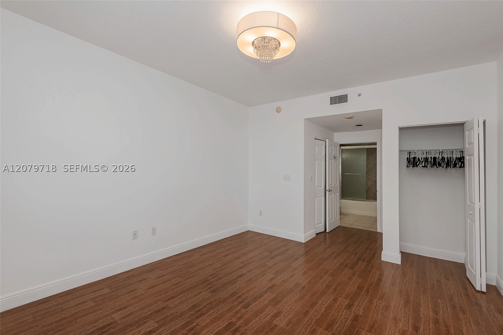 image 2080 Ocean Drive21
