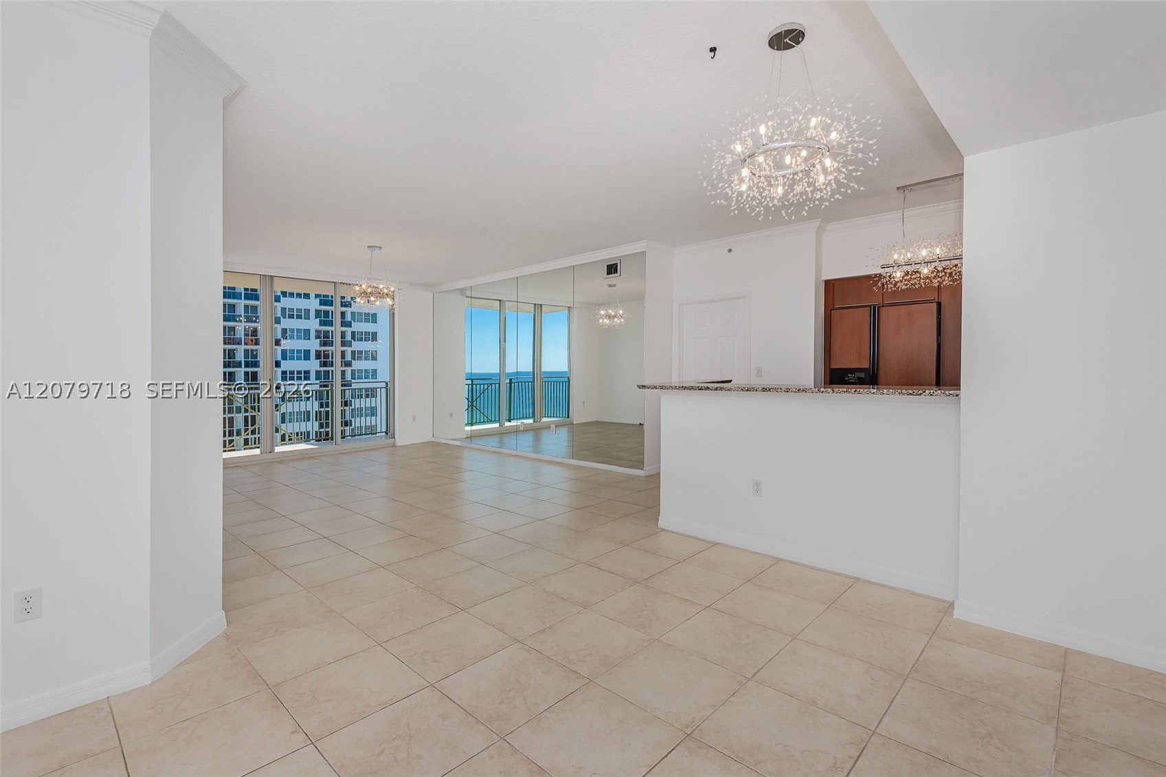 image 2080 Ocean Drive3