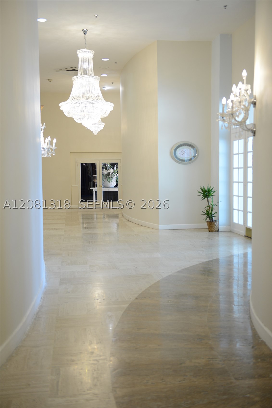 5445 Collins Ave #P2 Miami Beach, FL 33140