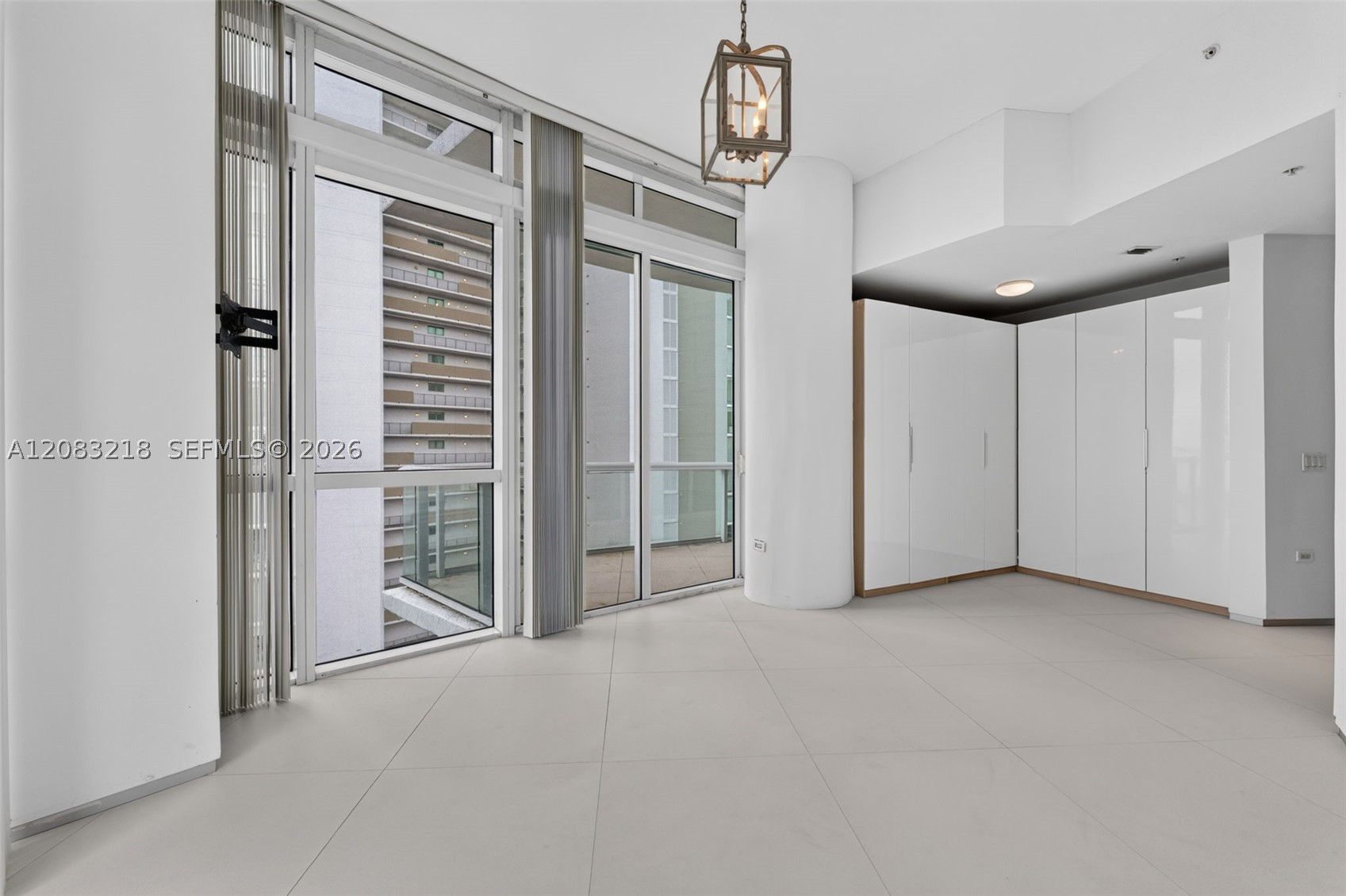 image Platinum Condominium11