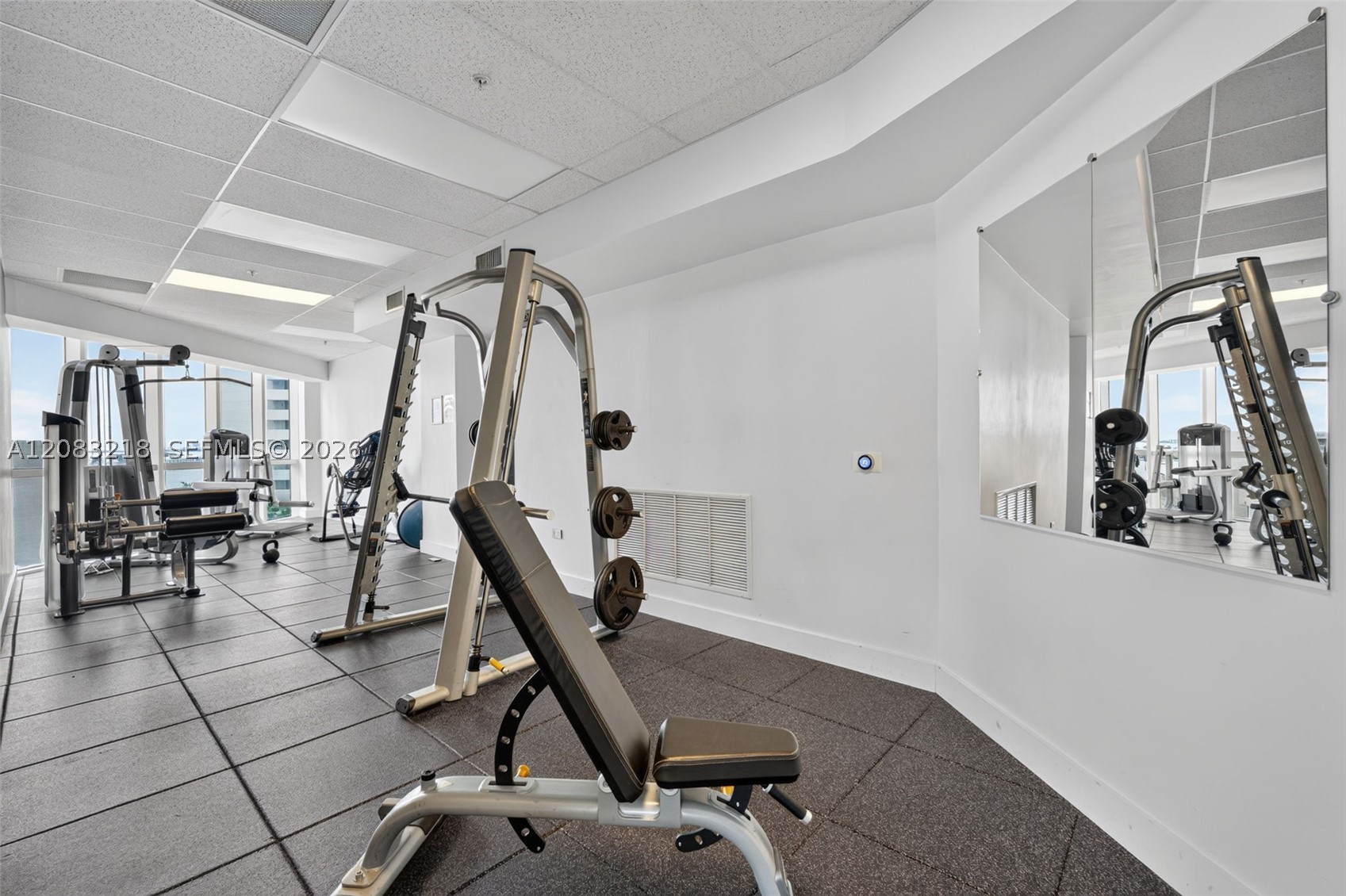 image Platinum Condominium19