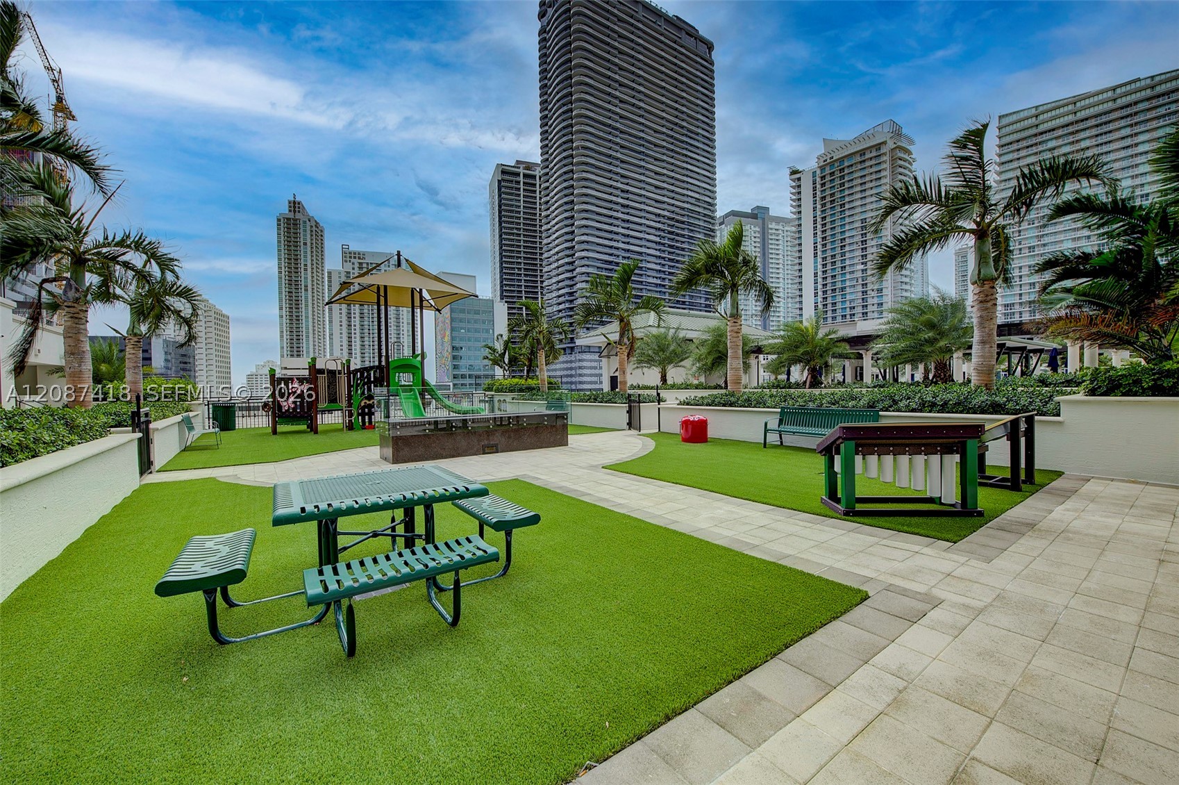 image Nine at Mary Brickell Village23