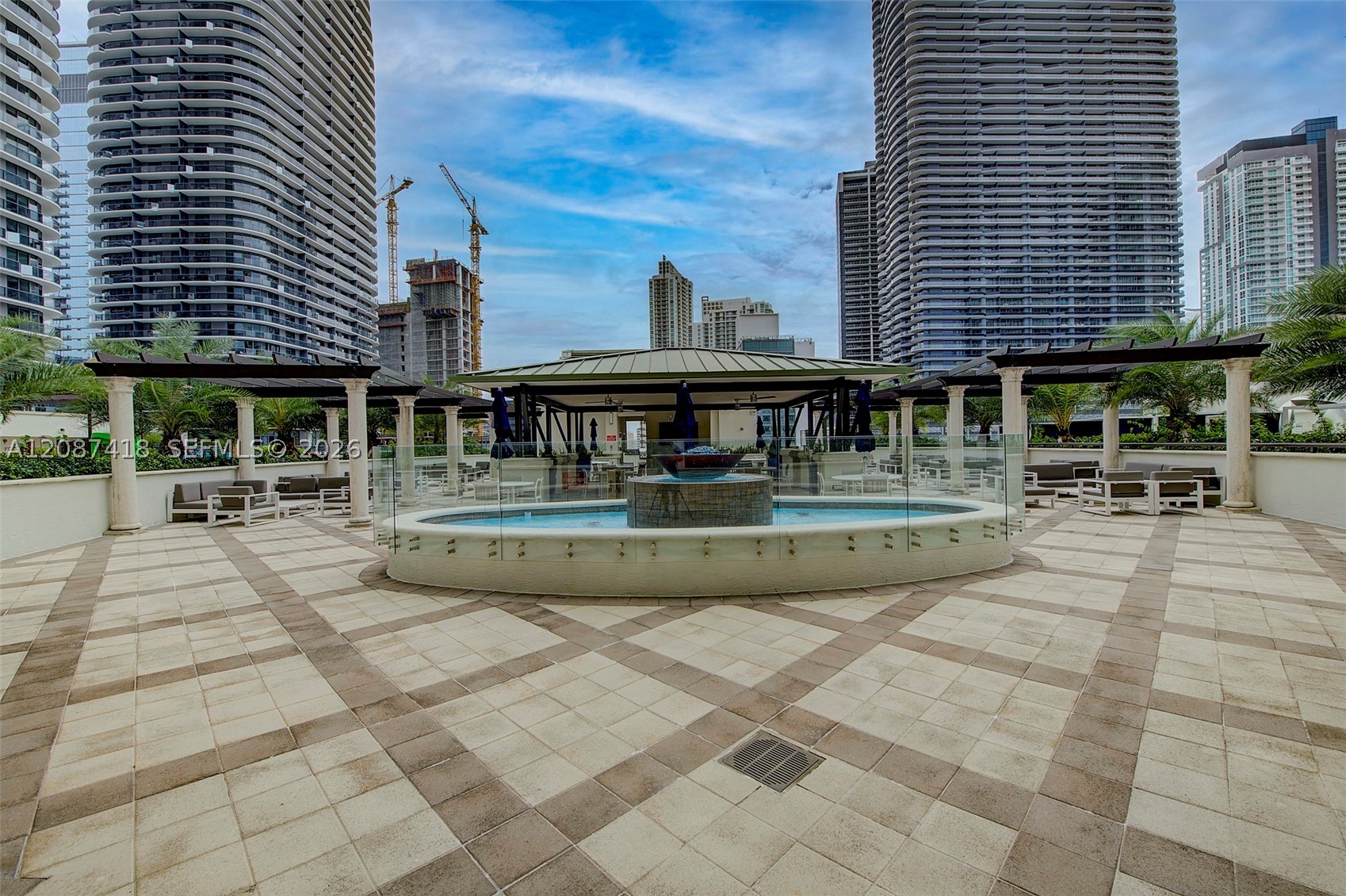 image Nine at Mary Brickell Village24
