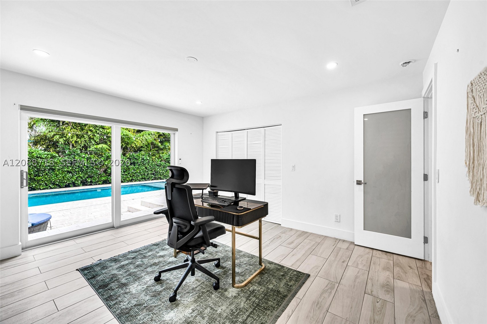 1080 NE 104th St Miami Shores, FL 33138