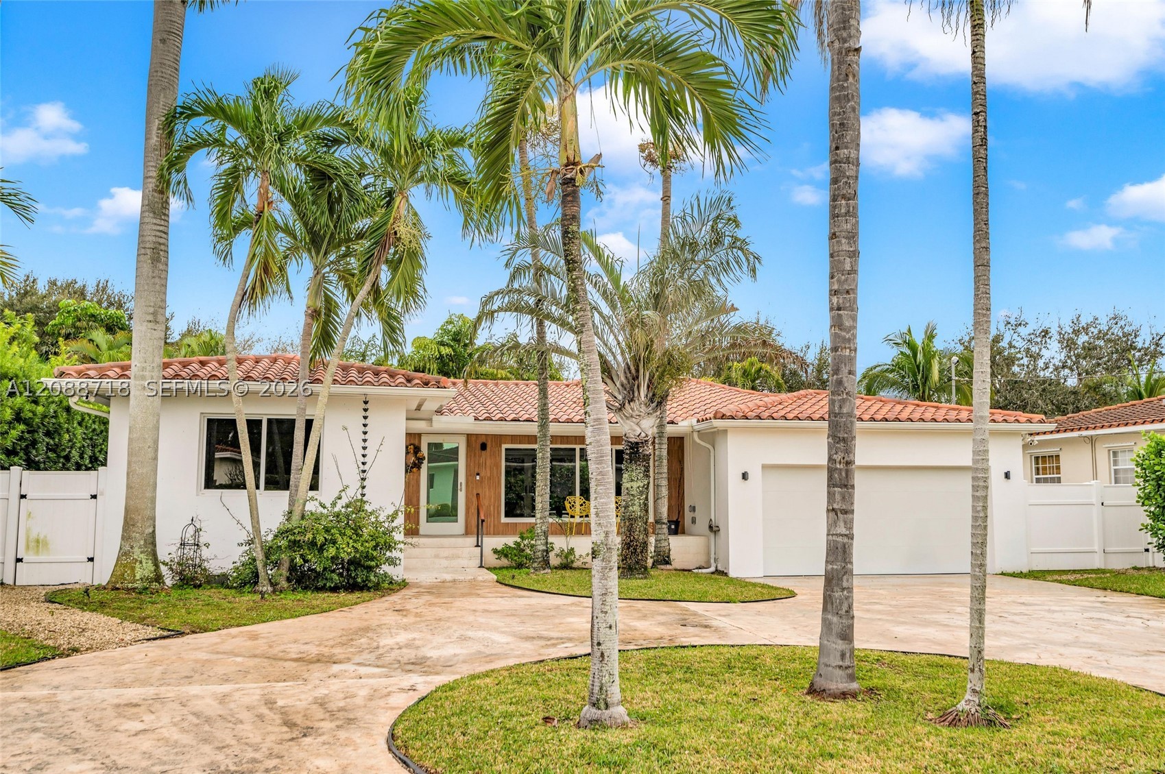 1080 NE 104th St Miami Shores, FL 33138