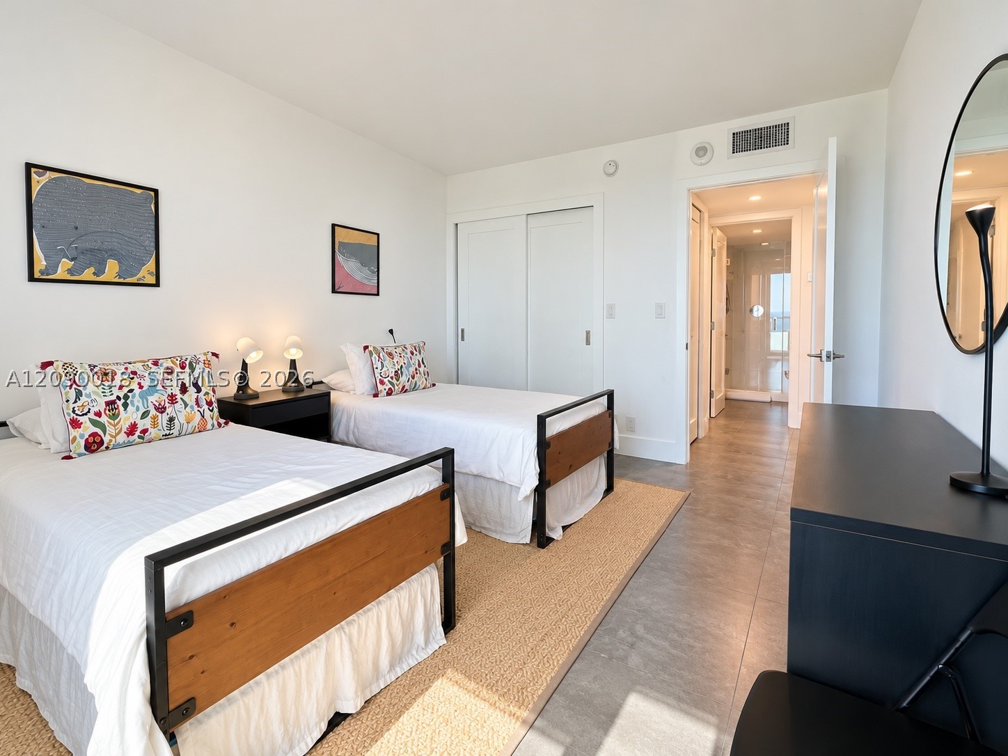 image Arlen House East8