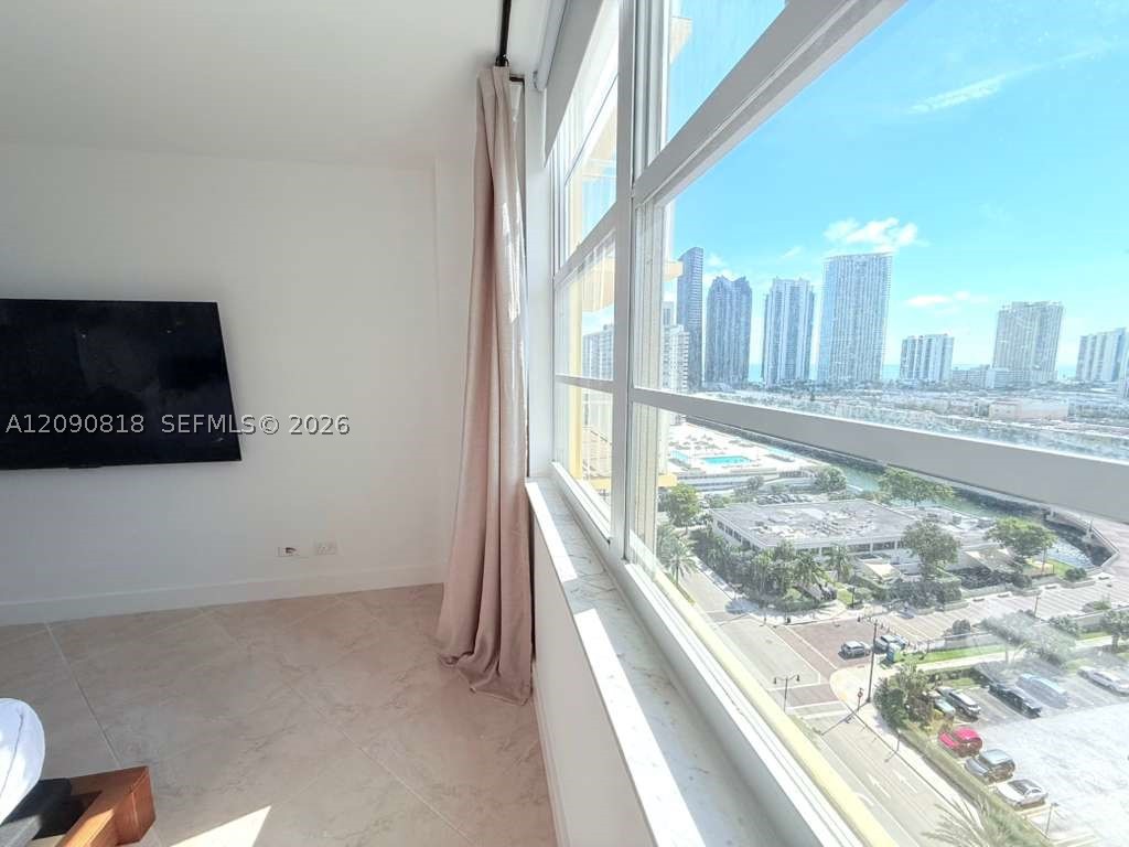 image Winston Towers 20016