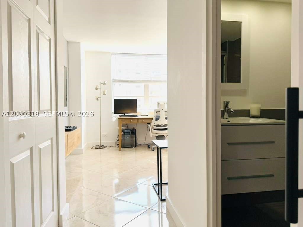 image Winston Towers 20021