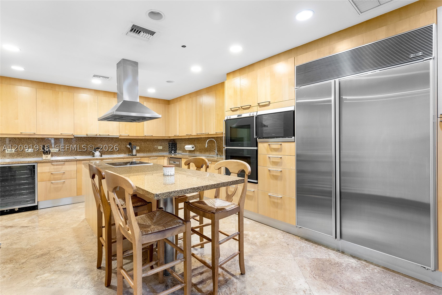 7412 Fisher Is Dr #7412 Miami Beach, FL 33109