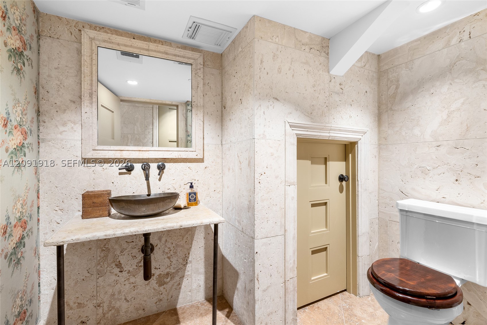 7412 Fisher Is Dr #7412 Miami Beach, FL 33109