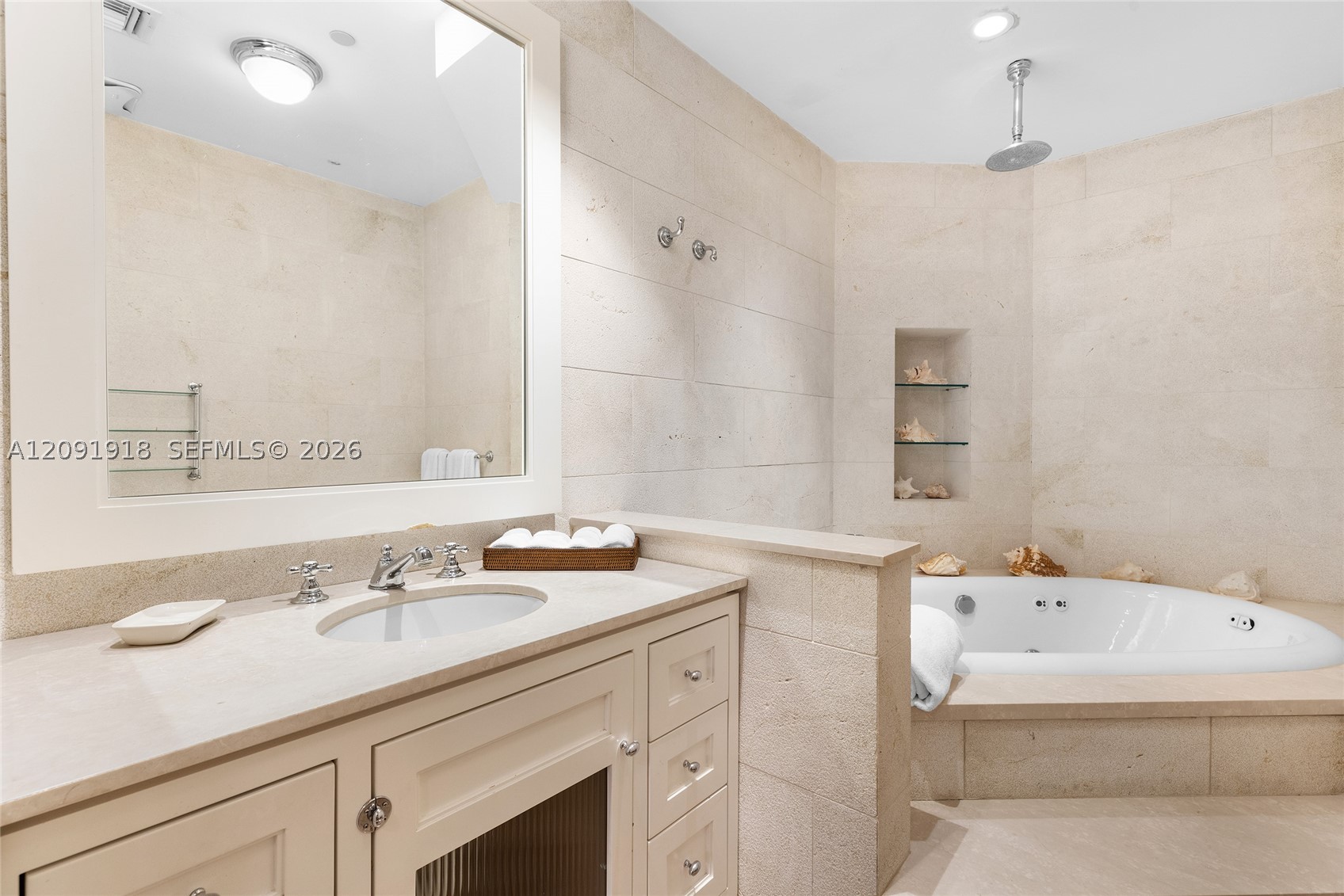 7412 Fisher Is Dr #7412 Miami Beach, FL 33109
