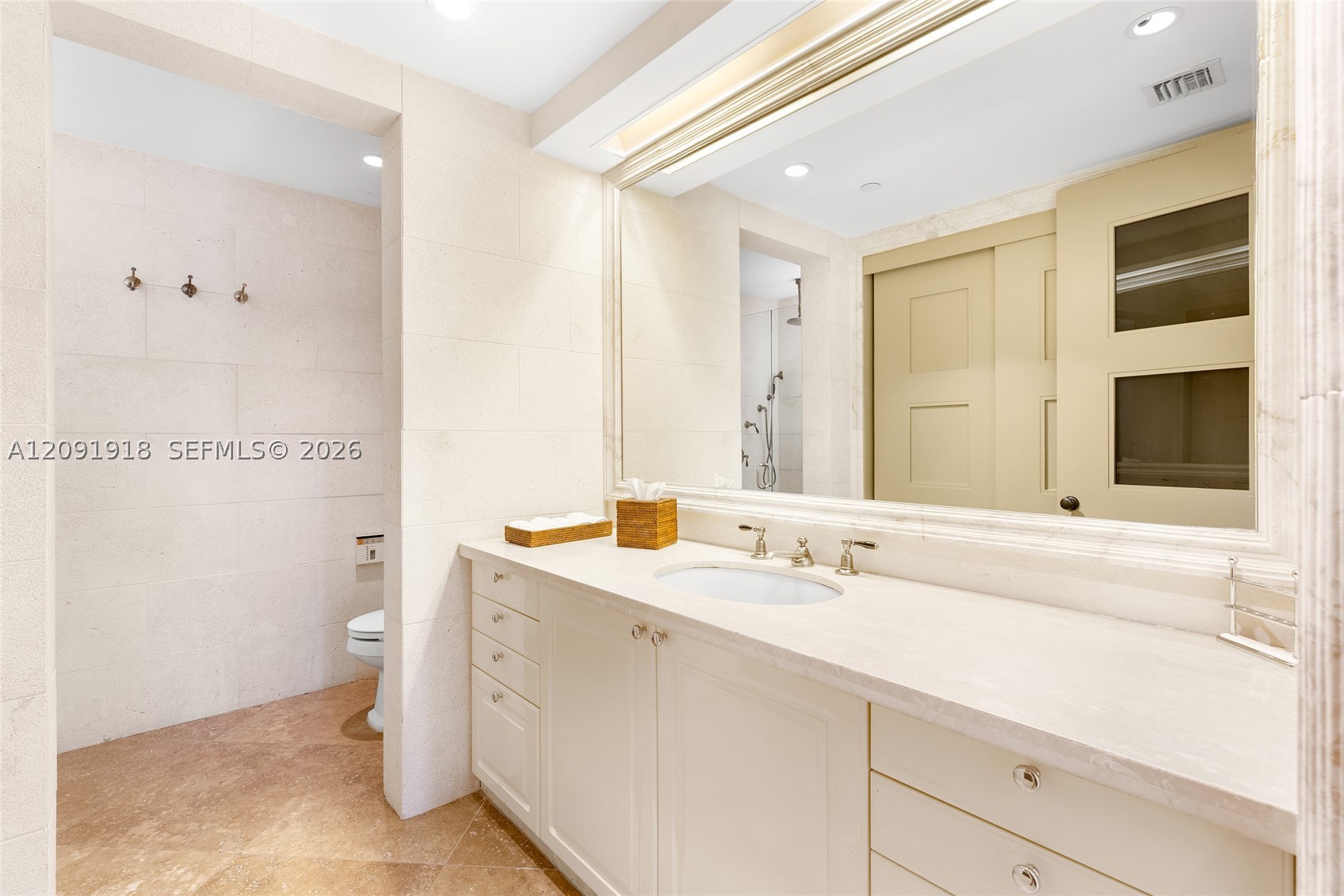 7412 Fisher Is Dr #7412 Miami Beach, FL 33109
