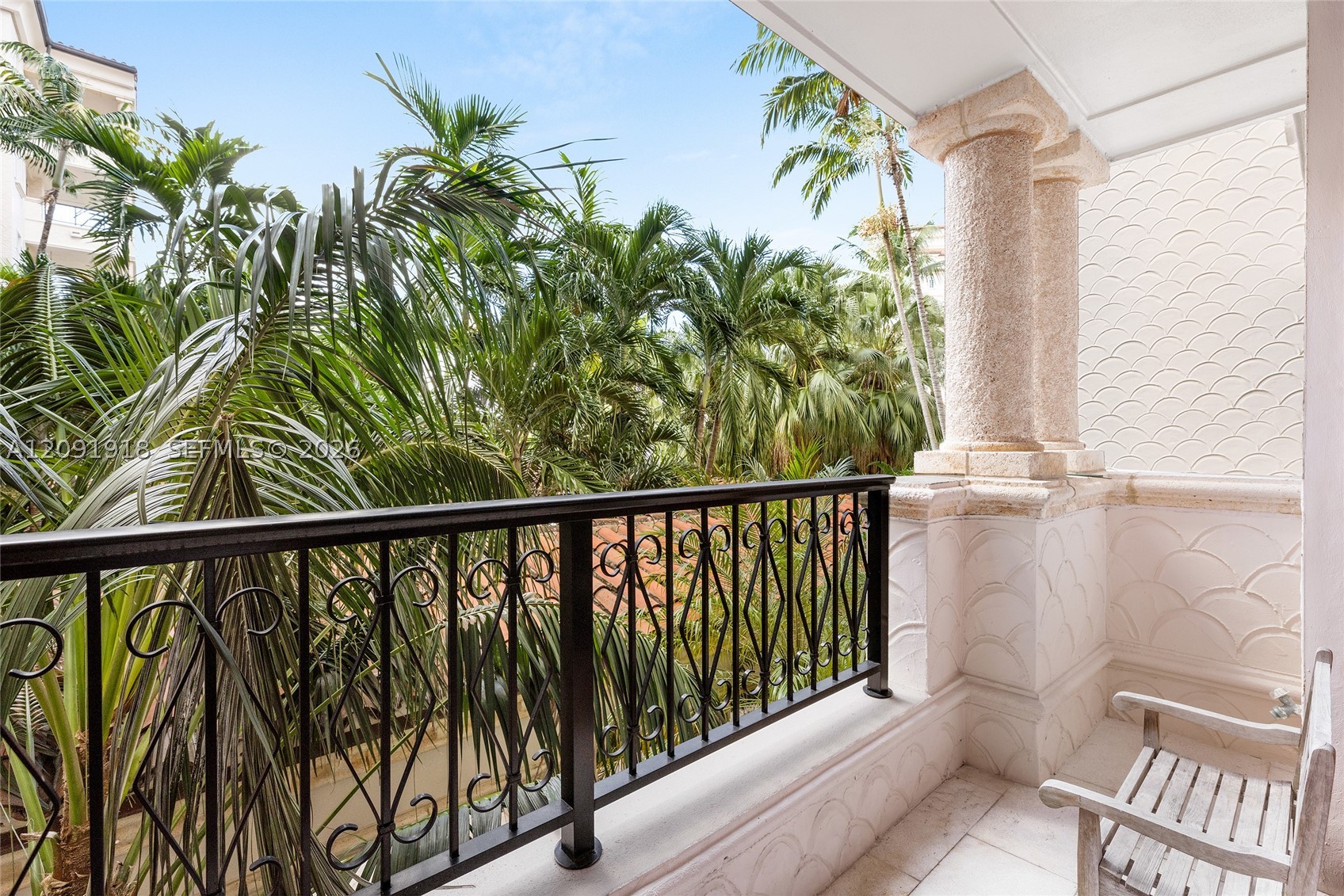 7412 Fisher Is Dr #7412 Miami Beach, FL 33109