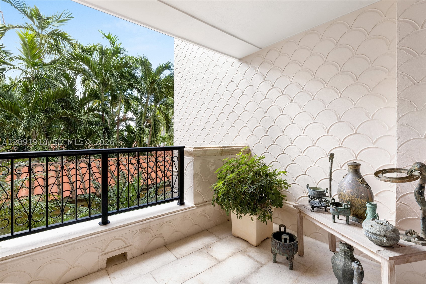 7412 Fisher Is Dr #7412 Miami Beach, FL 33109
