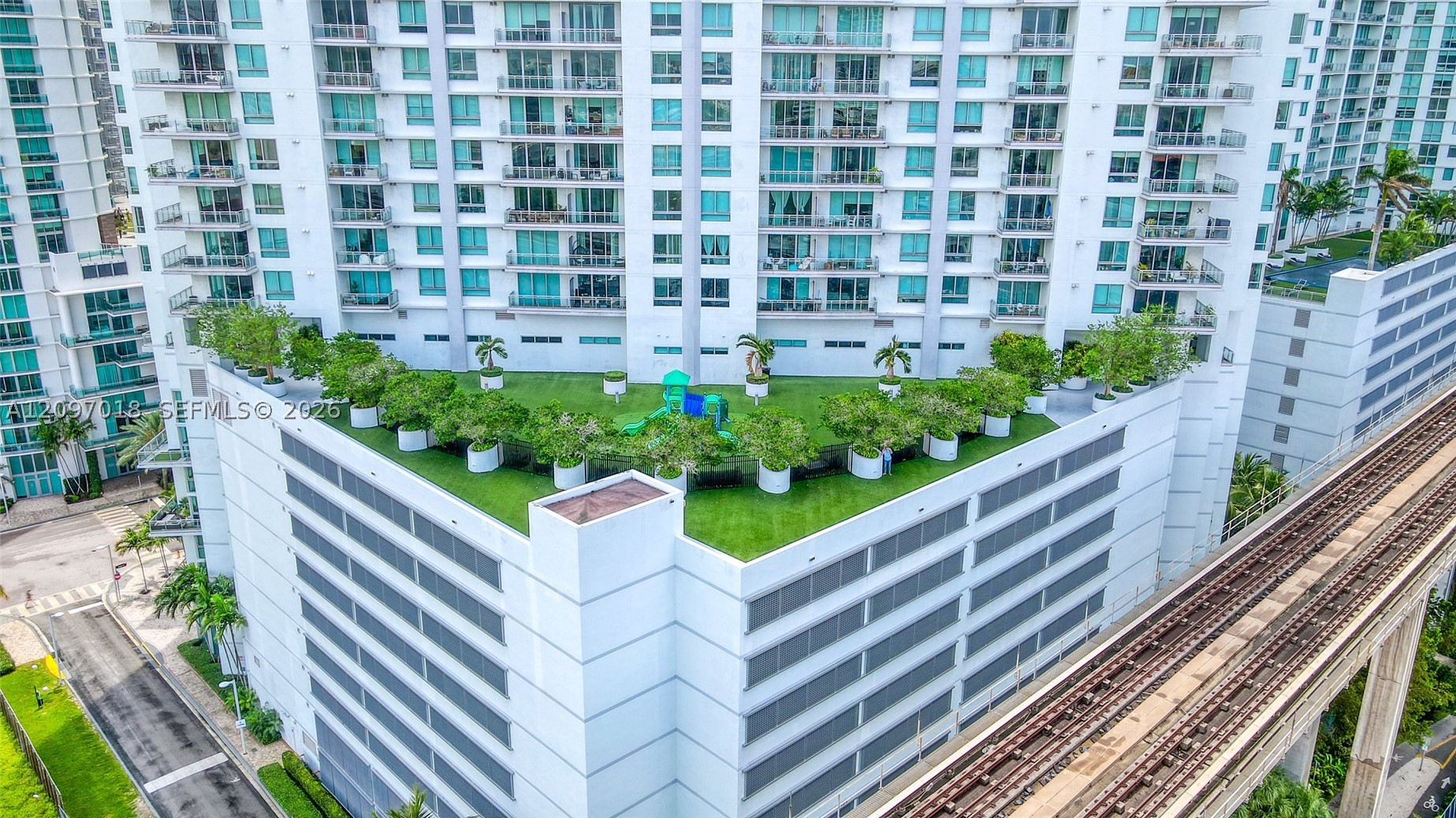 image The Ivy at Riverfront22