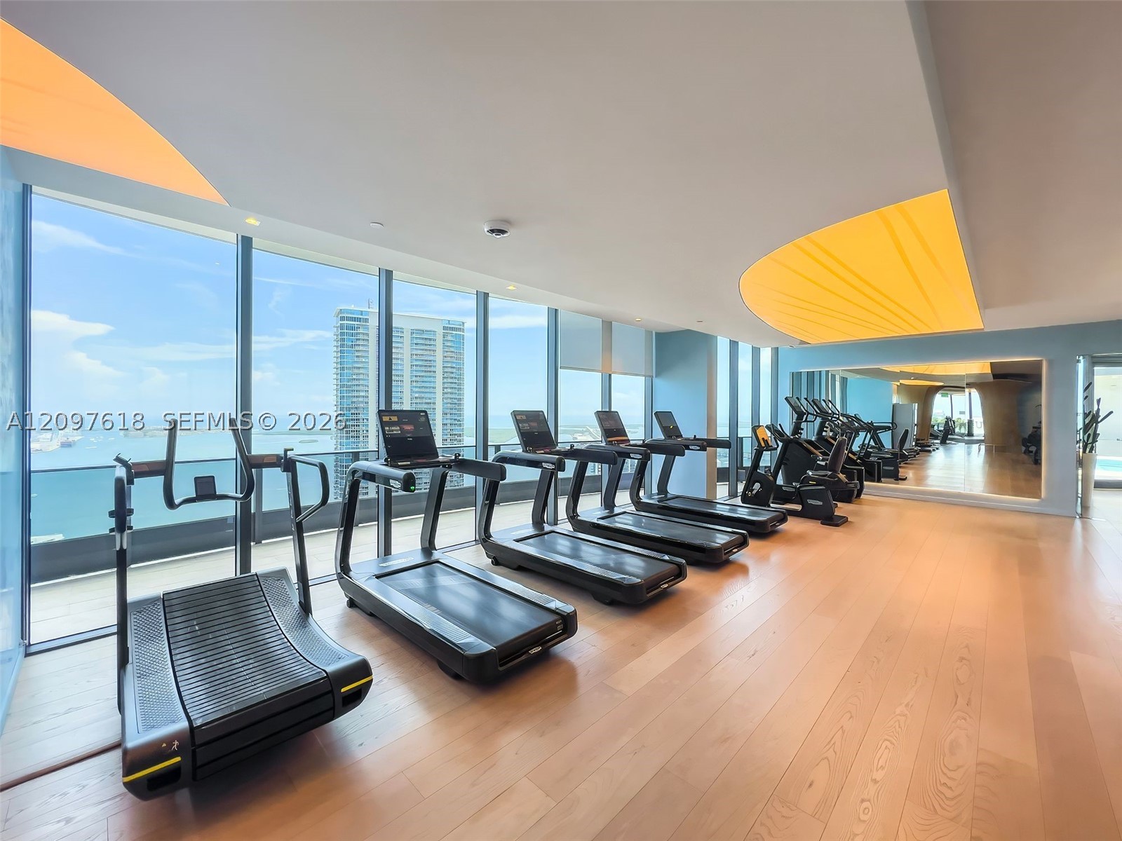 image Brickell Flatiron36