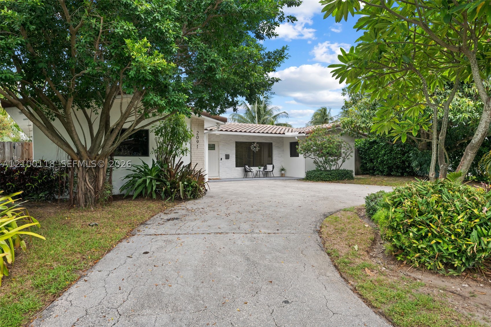 2091 NE 55th St Fort Lauderdale, FL 33308