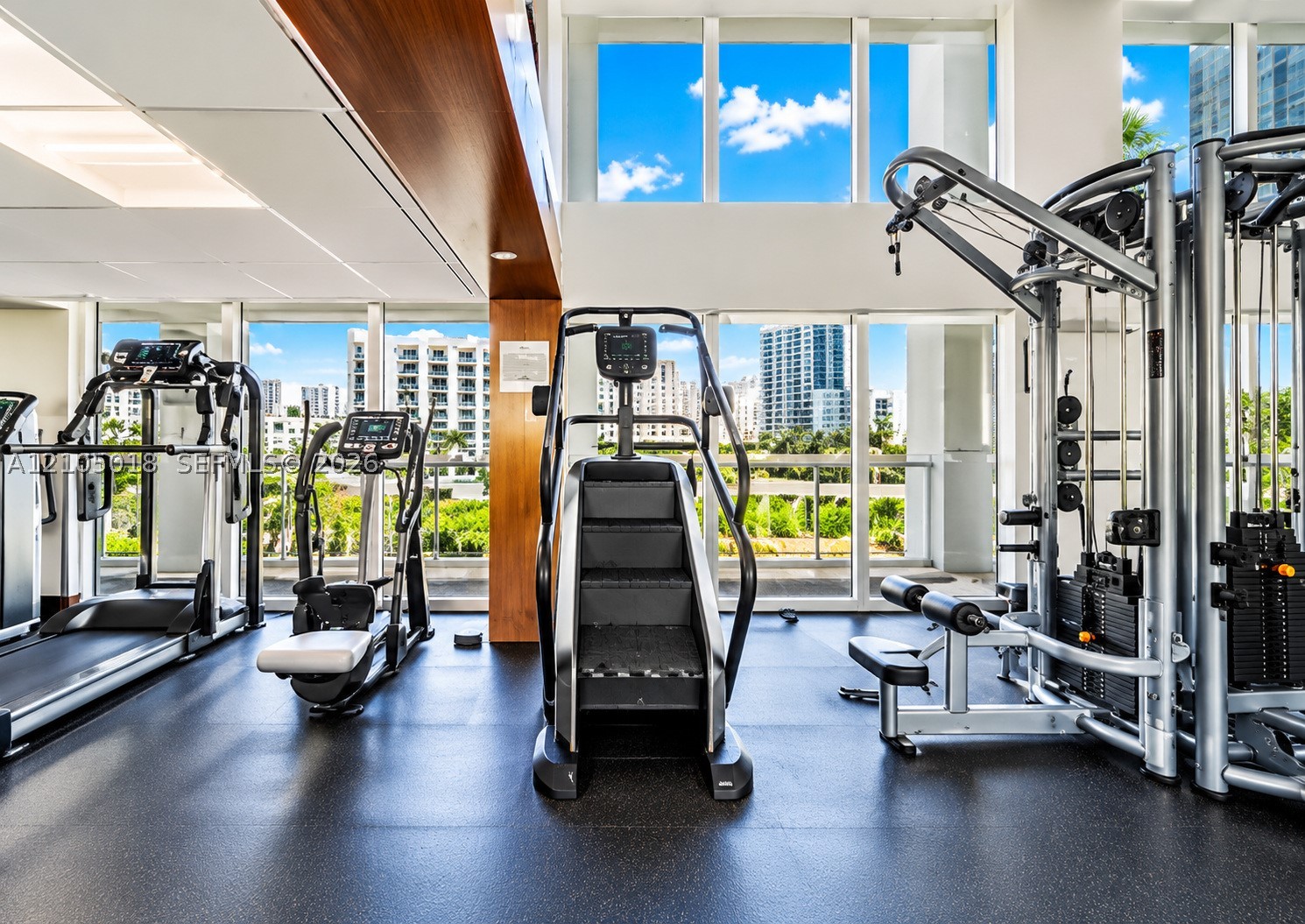 image Brickell on the River South19