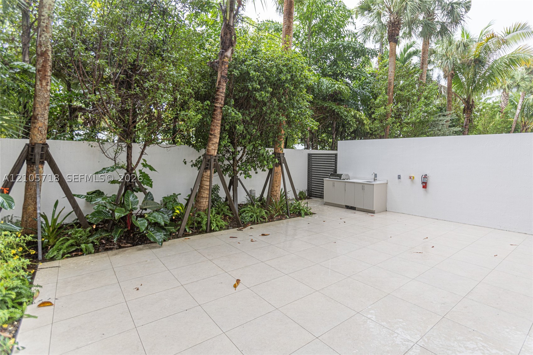 2200 Brickell Ave #GV16 Miami, FL 33129