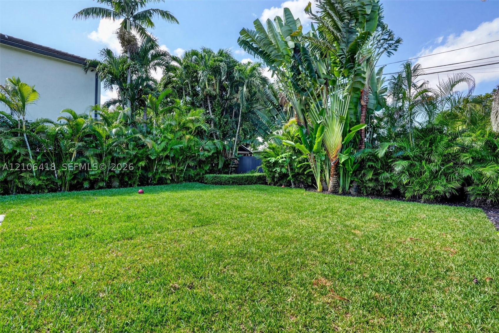 3900 SW 60th Ave Miami, FL 33155