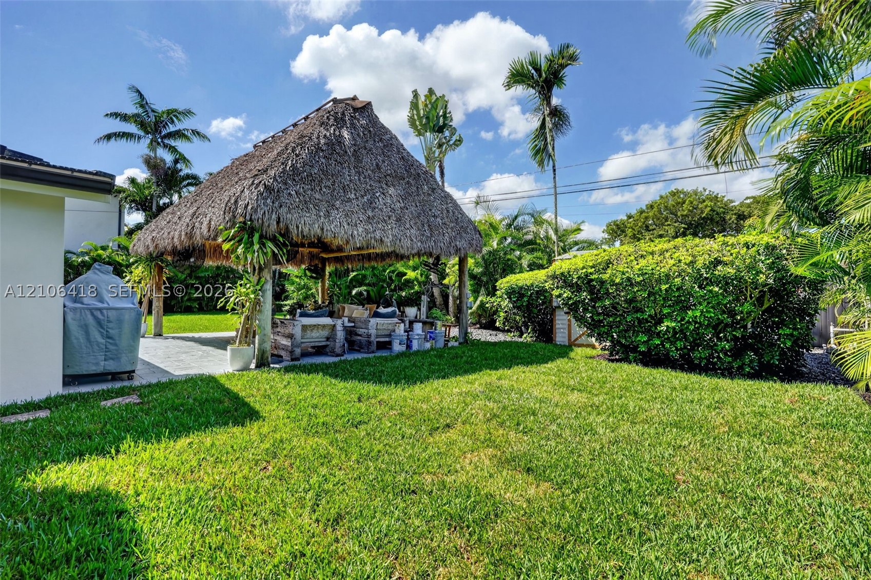 3900 SW 60th Ave Miami, FL 33155