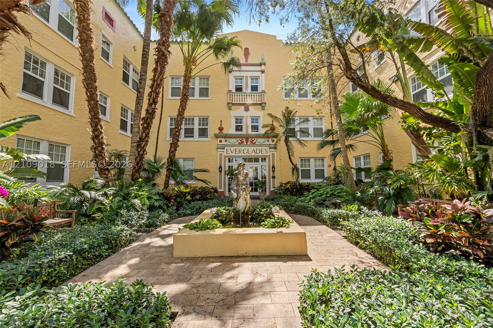 536 14th St #305