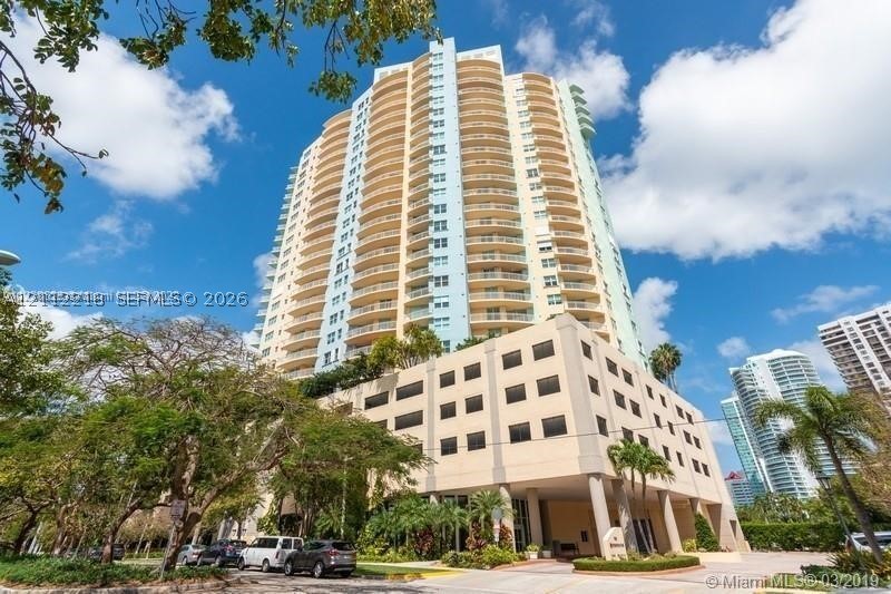 2475 Brickell Ave #1905