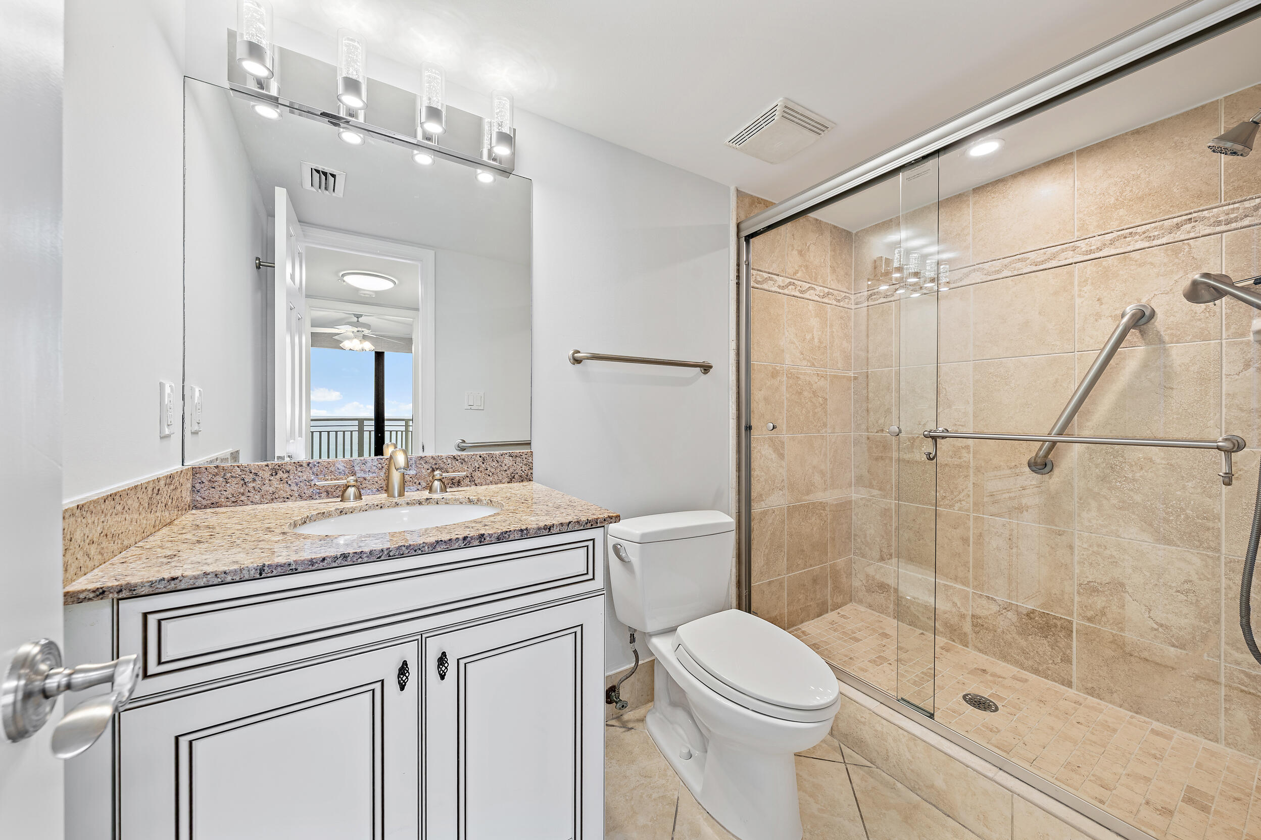 3000 N Ocean #17d Riviera Beach, FL 33404