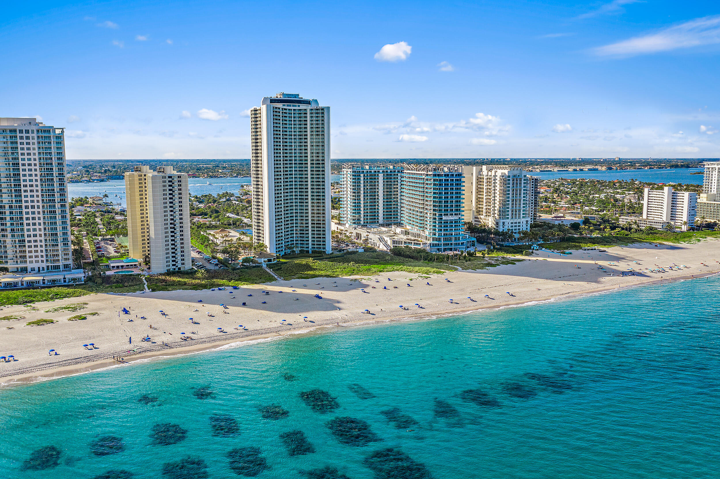 3000 N Ocean #17d Riviera Beach, FL 33404