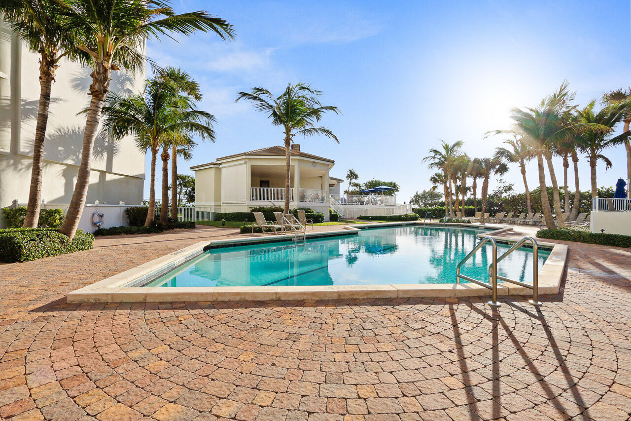 3000 N Ocean #17d Riviera Beach, FL 33404